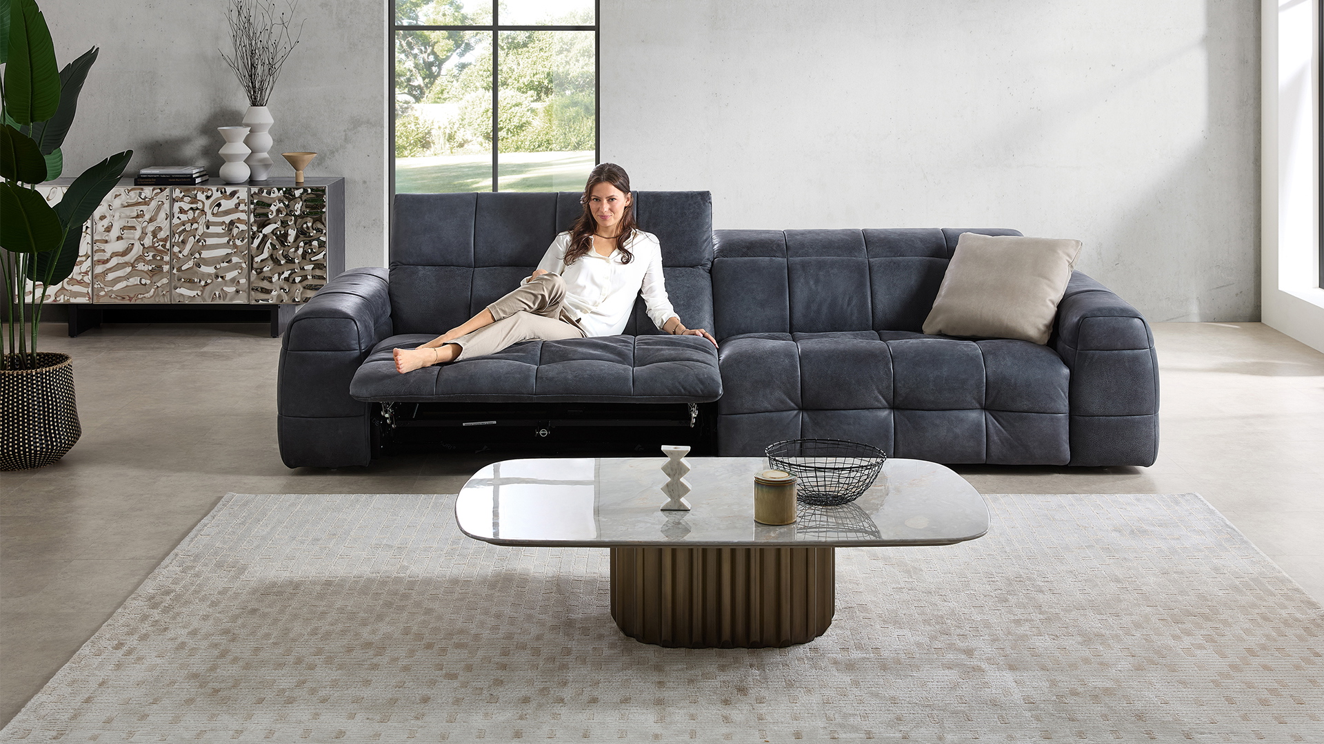 CAMPO DE´FIORI Designer Sofa Maxime mit Kopfteilverstellung in Leder CAMPO DE´FIORI Designer Sofa Maxime mit Kopfteilverstellung in Leder-05960131WW