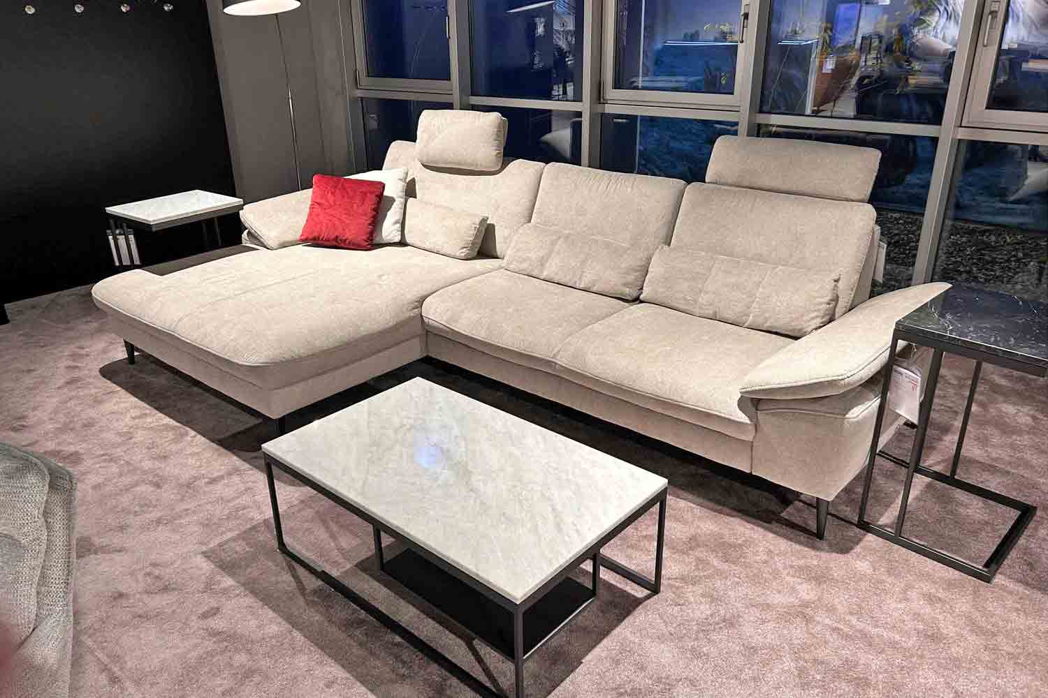 Gallery M Ecksofa Diana inkl. vielen Funktionen in Stoff