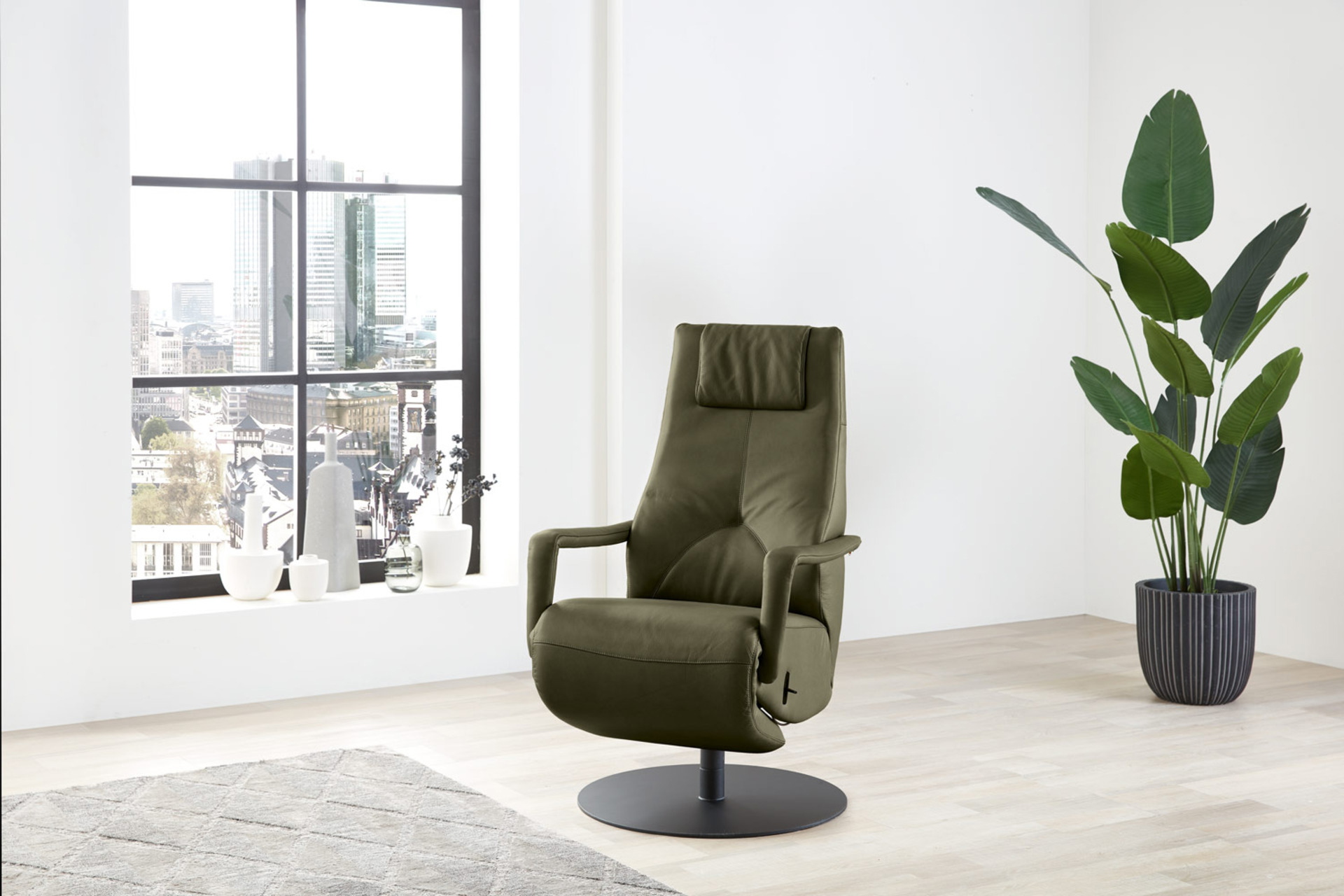 Relaxsessel 420 aus Echtleder inkl. 2 Motoren Olive