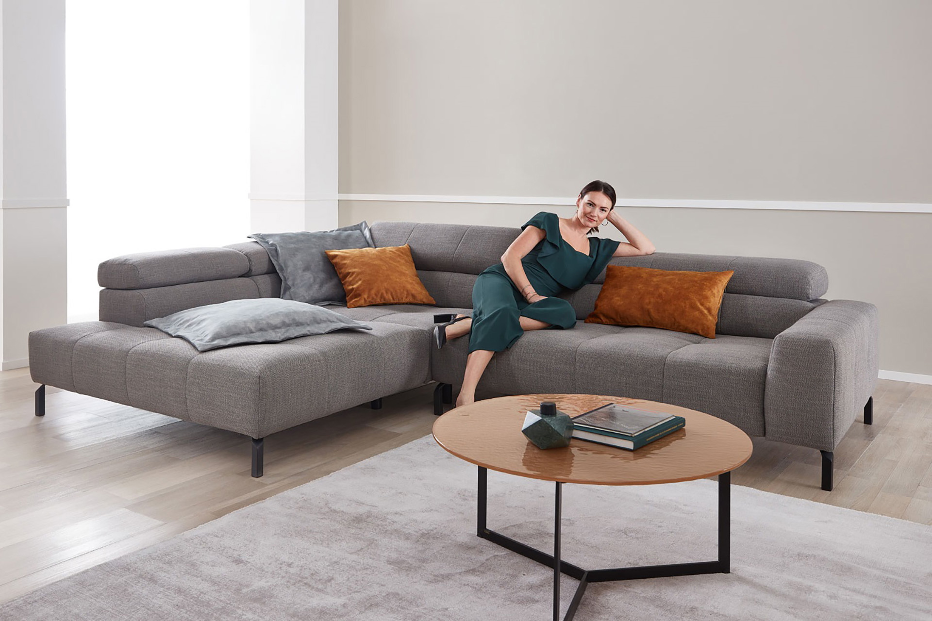 Hilker Ecksofa HC 34 inkl. Kopfteilfunktion Grau links