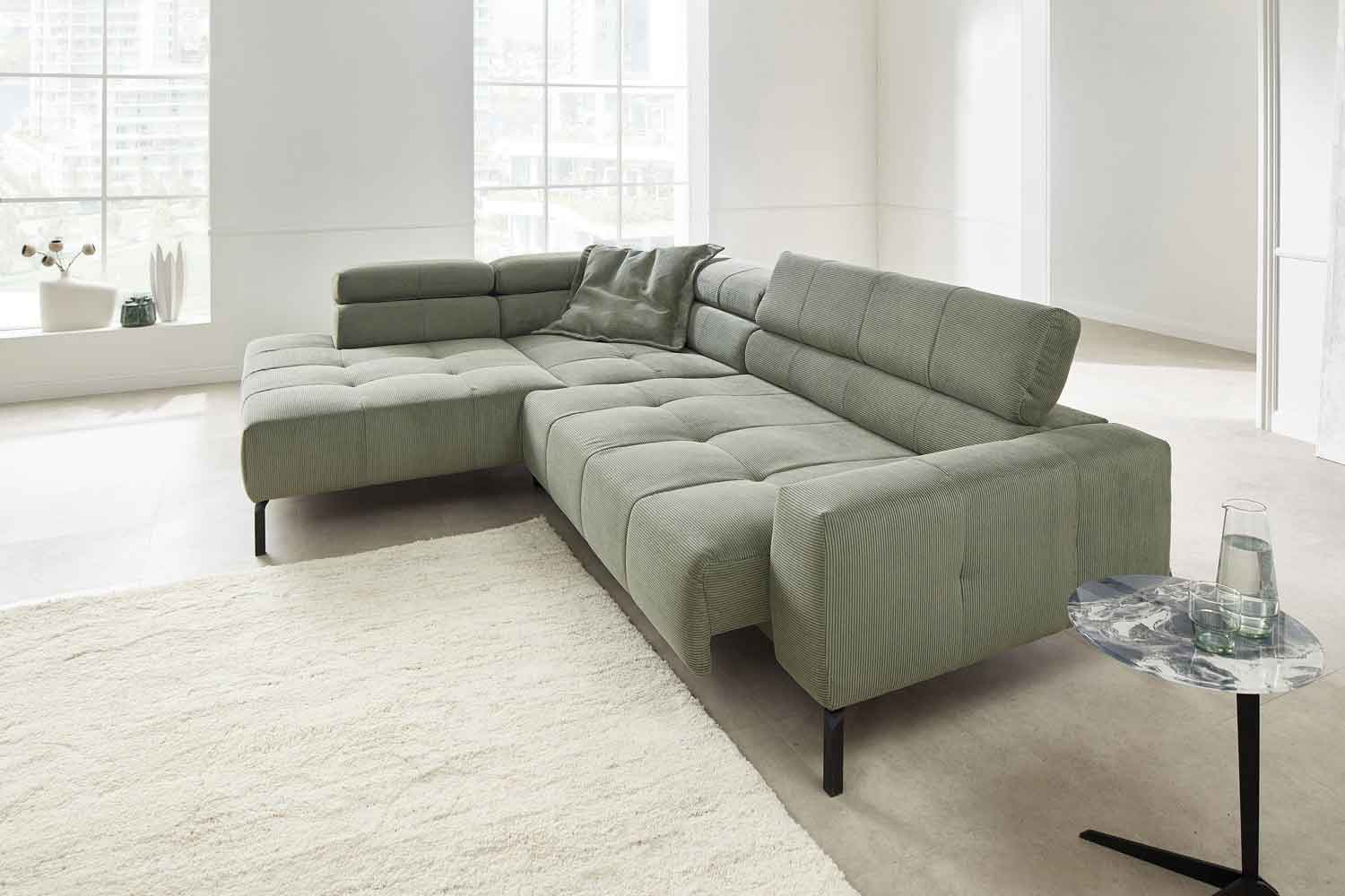 Hilker Ecksofa HC 34 inkl. Kopfteilfunktion in Trendstoff Cord