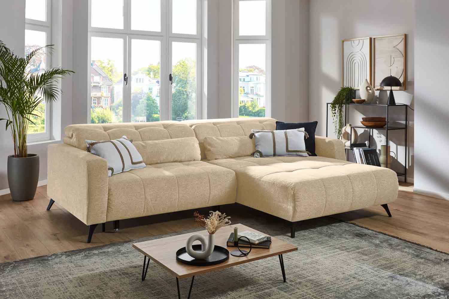Ecksofa inkl. motorischen XXXL- Sitzvorzug in Stoff Ecksofa inkl. motorischen XXXL- Sitzvorzug in Stoff