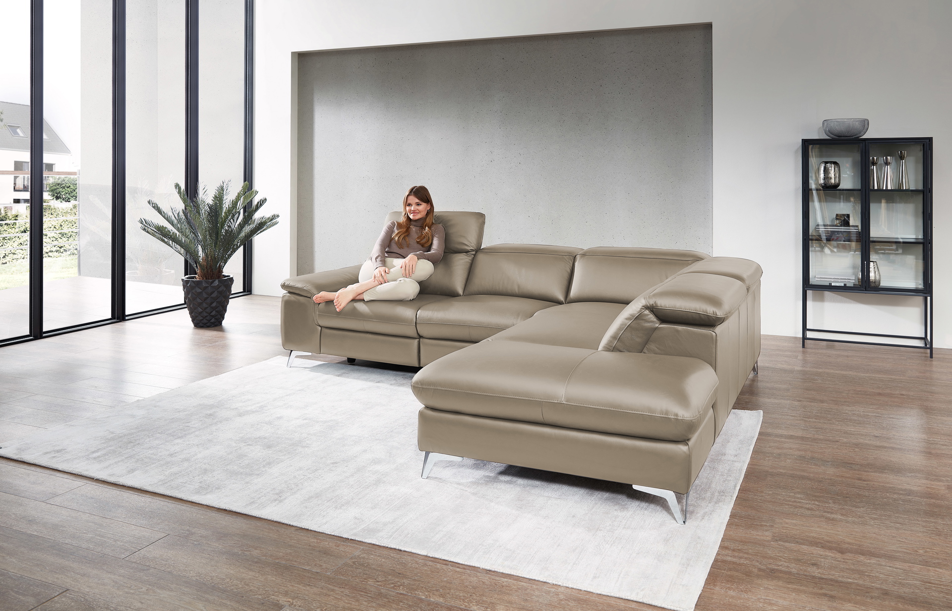 Ecksofa Seahawk mit manueller Kopfteilverstellung in Leder 