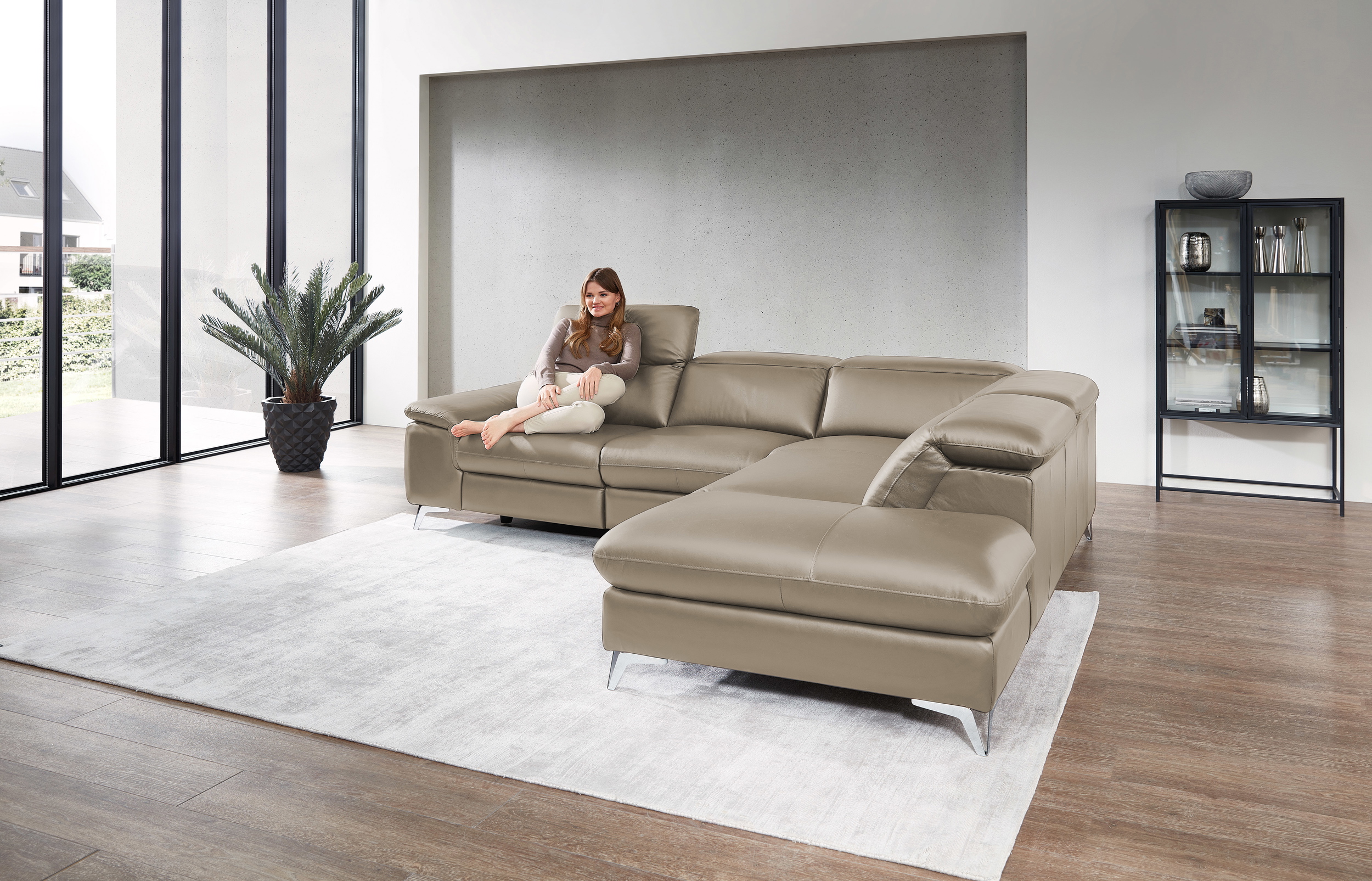 Ecksofa Seahawk mit manueller Kopfteilverstellung in Leder 
