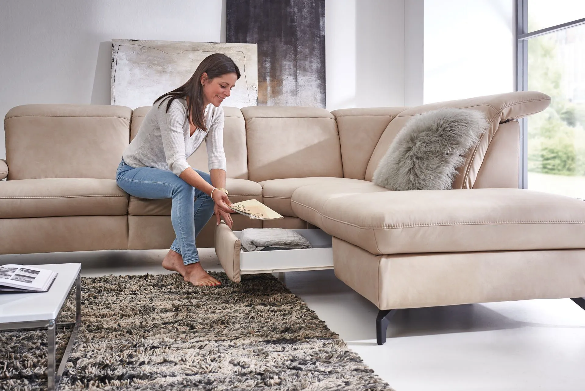 Ecksofa mit Funktionen, Armlehnenfunktion und Kopfteilfunktion Beige links mit Kopfteilfunktion 
