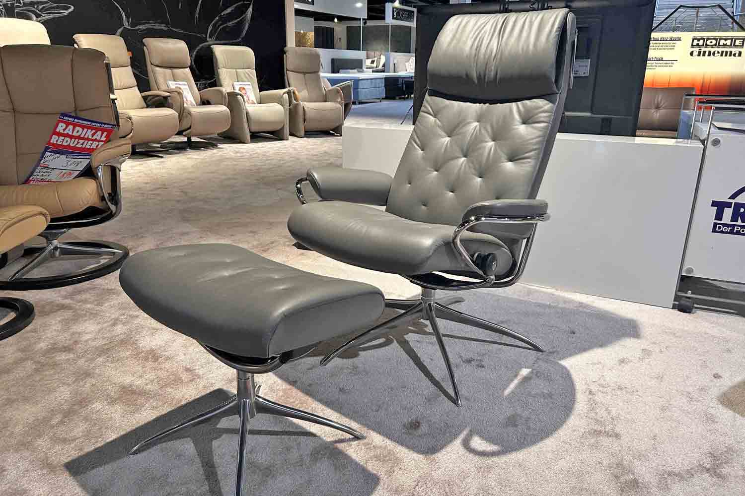 Stressless Sessel Metro inkl. Hocker in Leder 