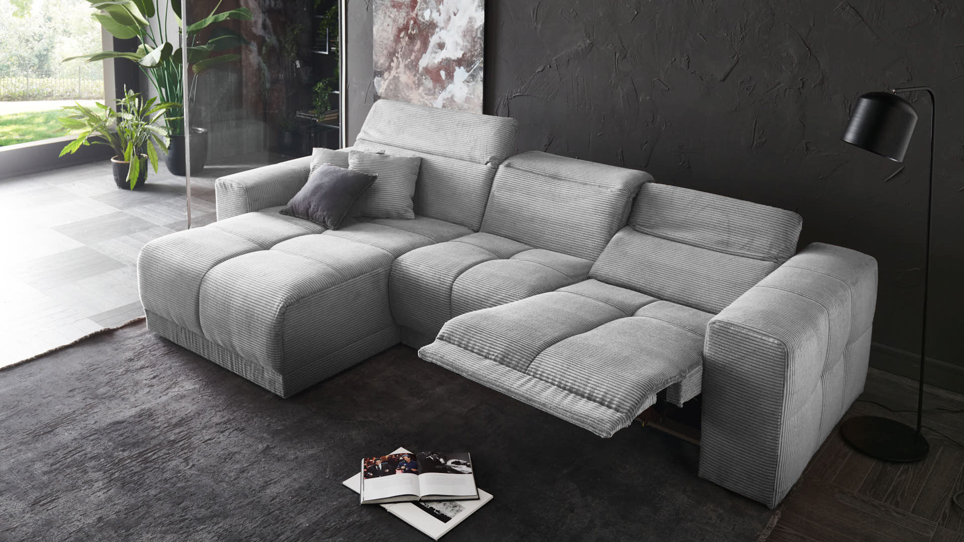 Ecksofa Toni mit motorischer Relaxfunktion in Trendstoff Cord Ecksofa Toni mit motorischer Relaxfunktion in Trendstoff Cord-0646Toni00WW