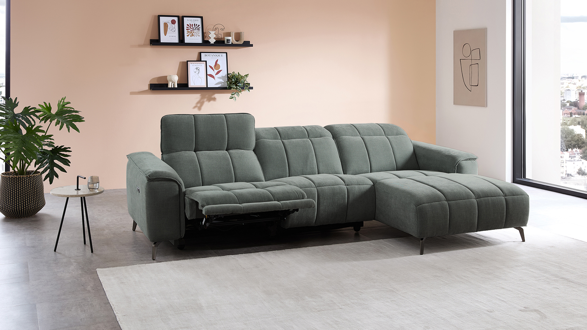 Stoff Ecksofa mit manueller Kopfteilverstellung und motorischer Relaxfunktion-05971020WW