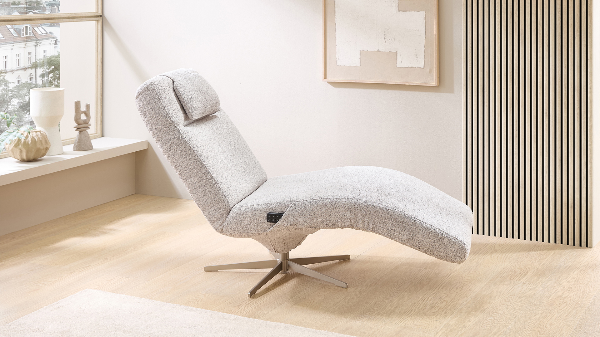 Cuoio Liege Positano mit 3-motorischer Relaxfunktion in Trendstoff Bouclé Cuoio Liege Positano mit 3-motorischer Relaxfunktion in Trendstoff Bouclé