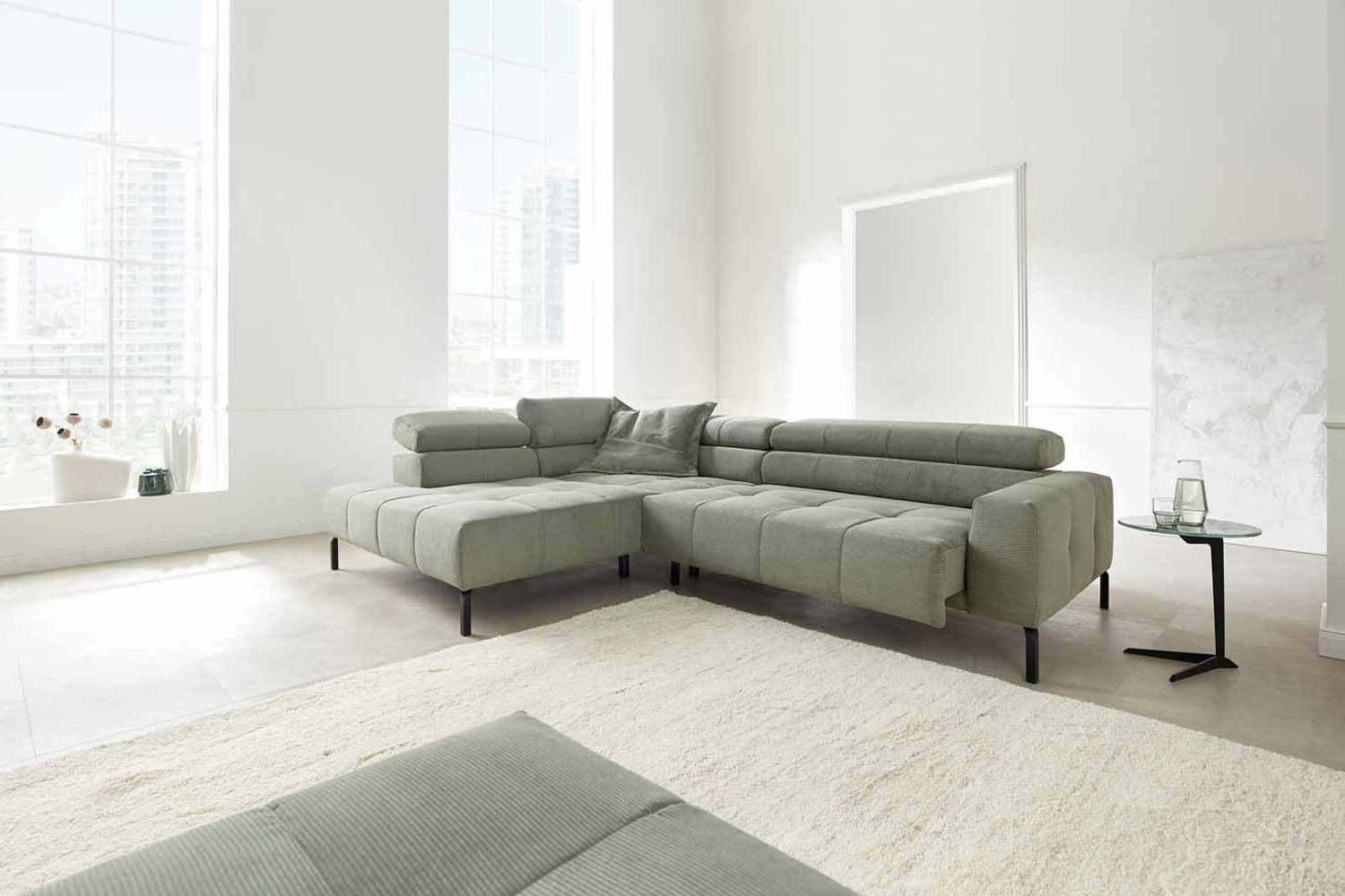 Hilker Ecksofa HC 34 inkl. Kopfteilfunktion in Trendstoff Cord