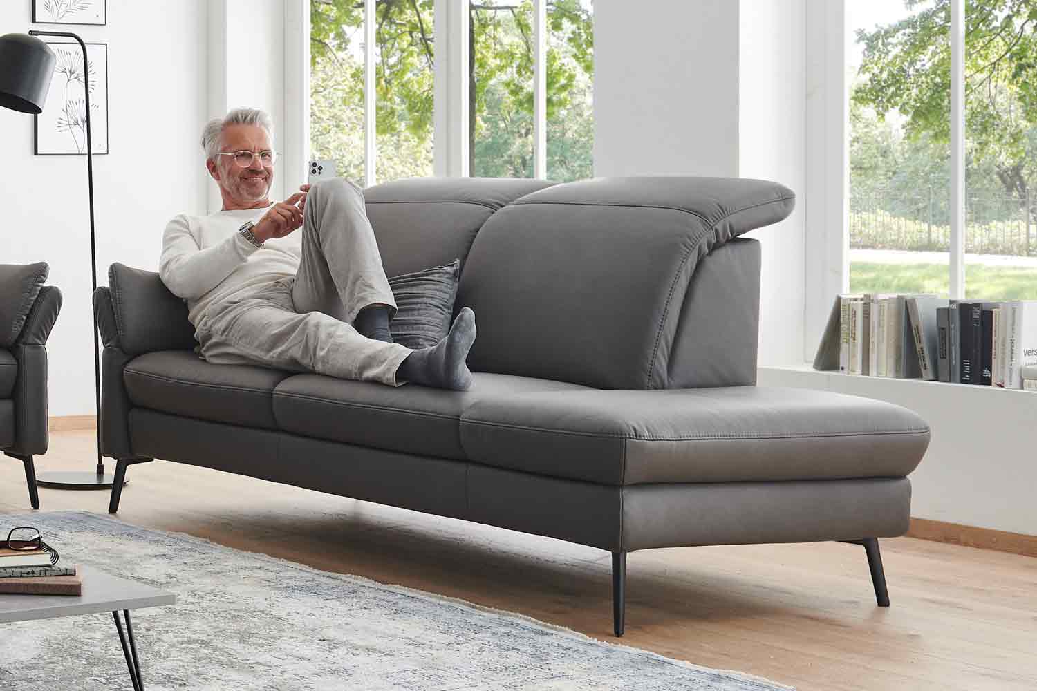Couchgarnitur mit Federkern in Stoff