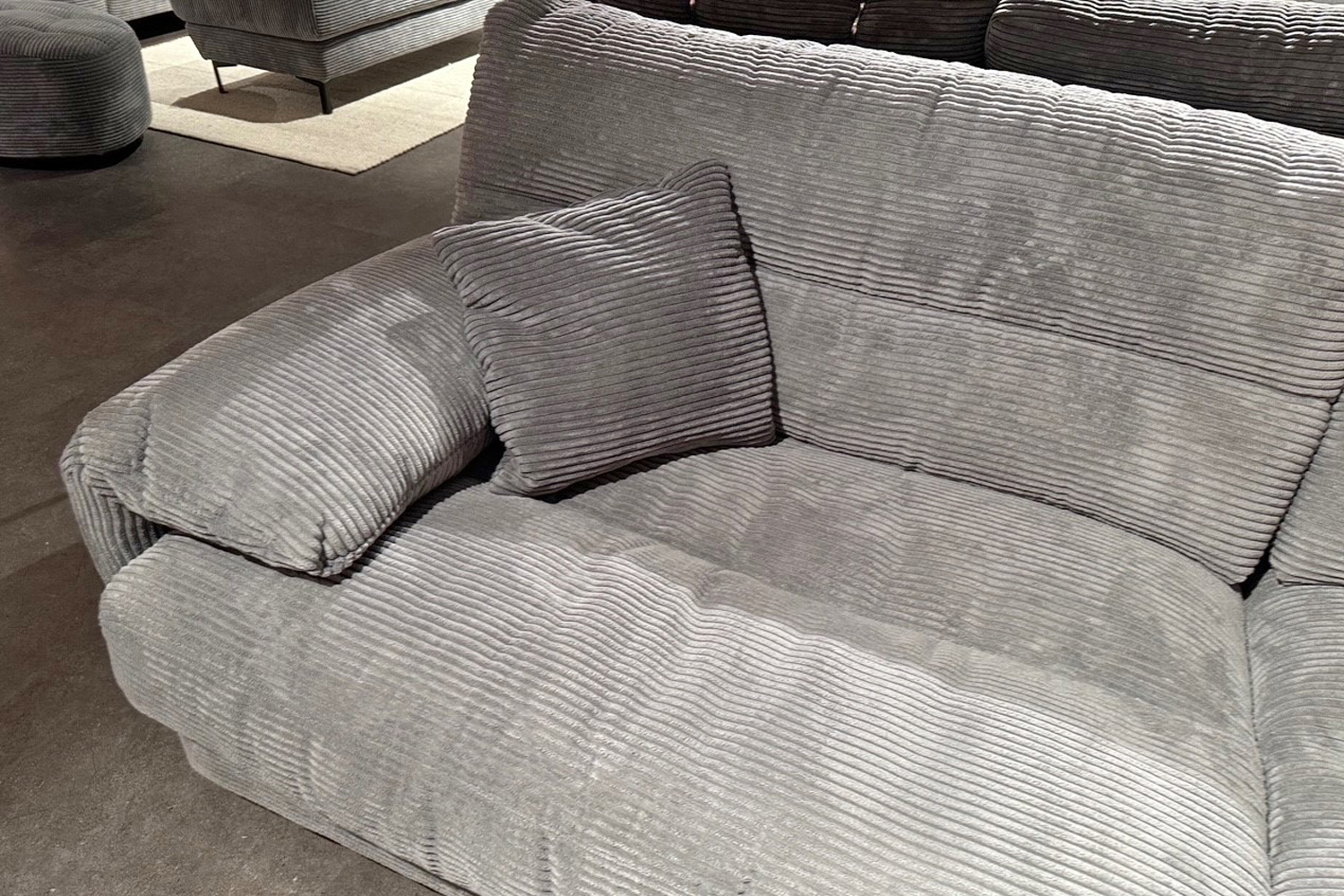 Cuoio Big Sofa in Trendstoff Cord-0597100200-01WW-A