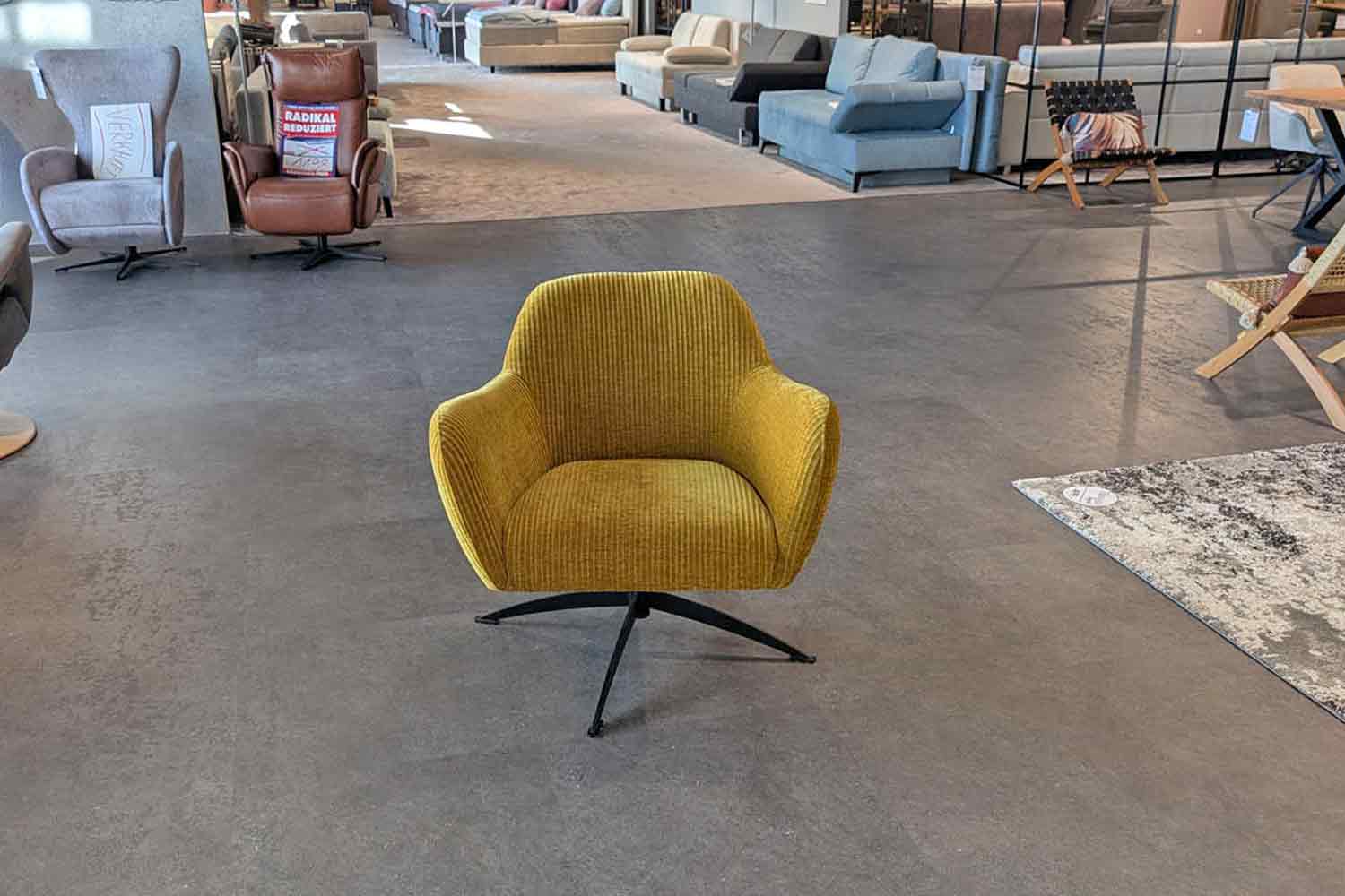 Sessel inkl. Drehfunktion in Trendstoff Cord
