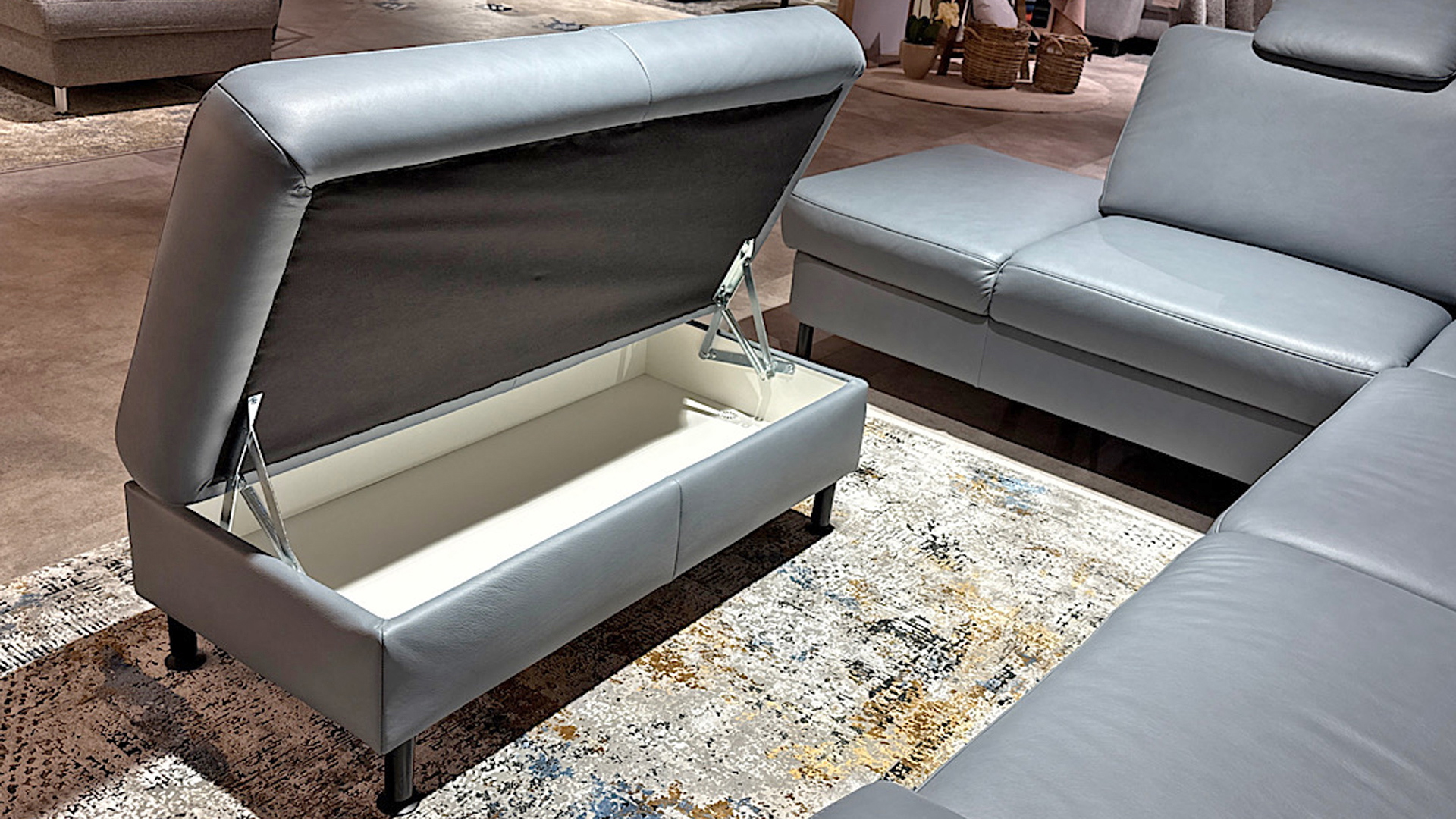 Modulmaster Ecksofa inkl. vielen Funktionen mit Hocker in Leder -0775015506-07-45WW-A