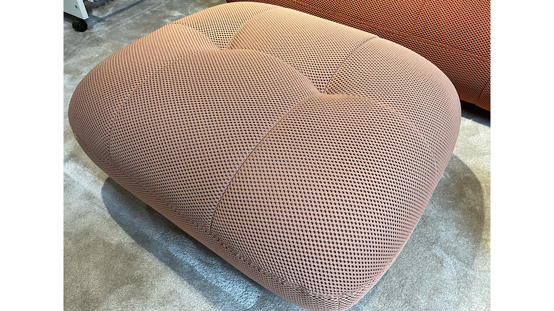 Big Sofa Lounger mit manueller Sitztiefenverstellung und Hocker in Stoff-0597101500-40WW-A