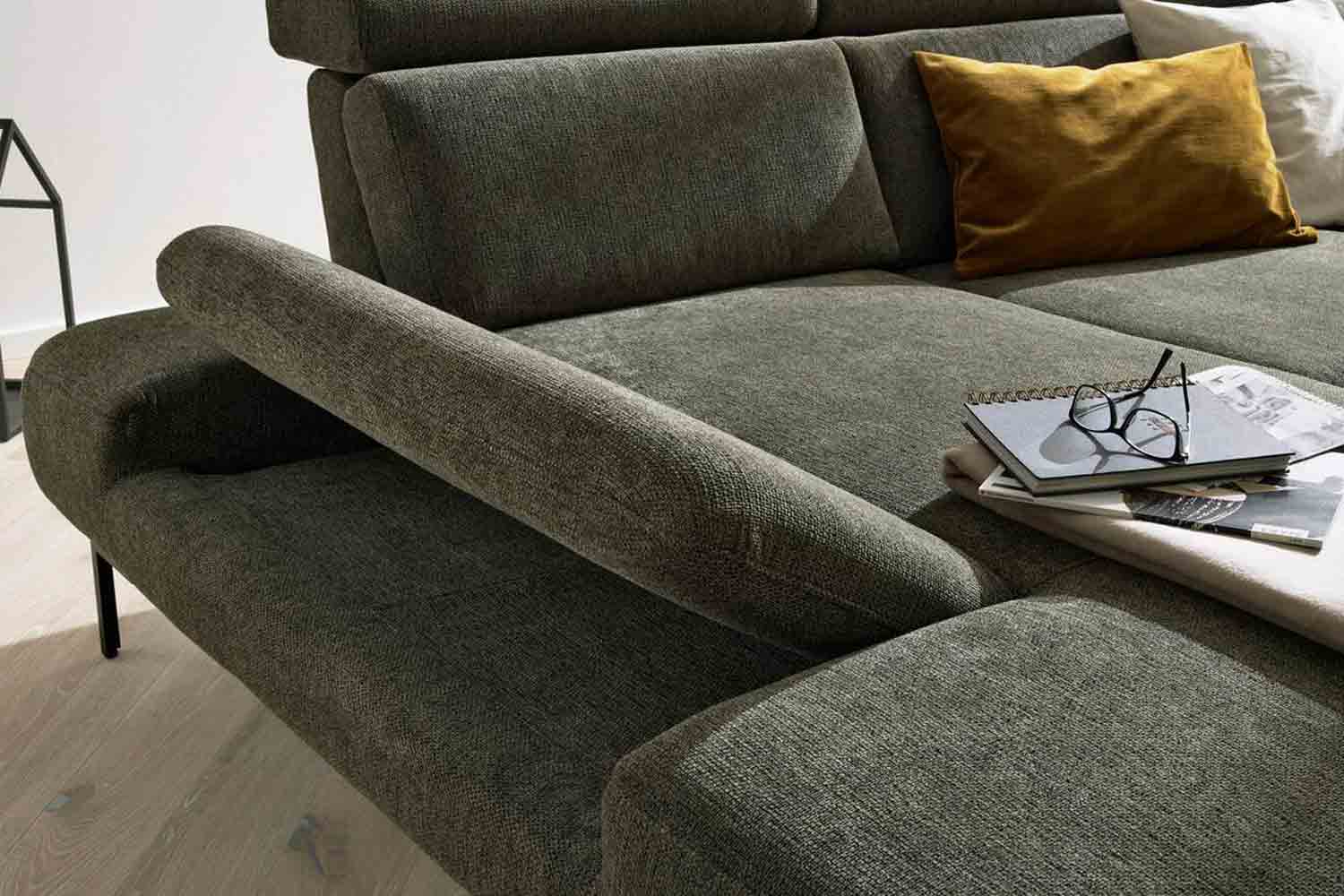 Interliving Ecksofa IL 4254 mit Sitztiefenverstellung Stoff 