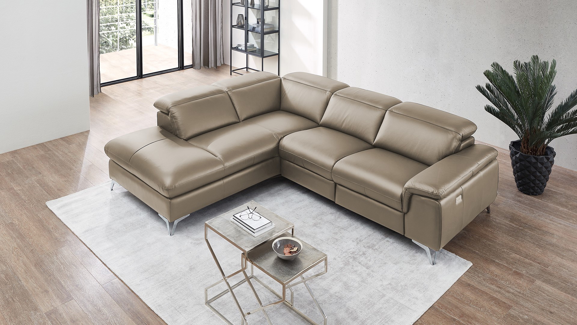 Ecksofa Seahawk mit motorischer Relaxfunktion in Leder Ecksofa Seahawk mit motorischer Relaxfunktion in Leder