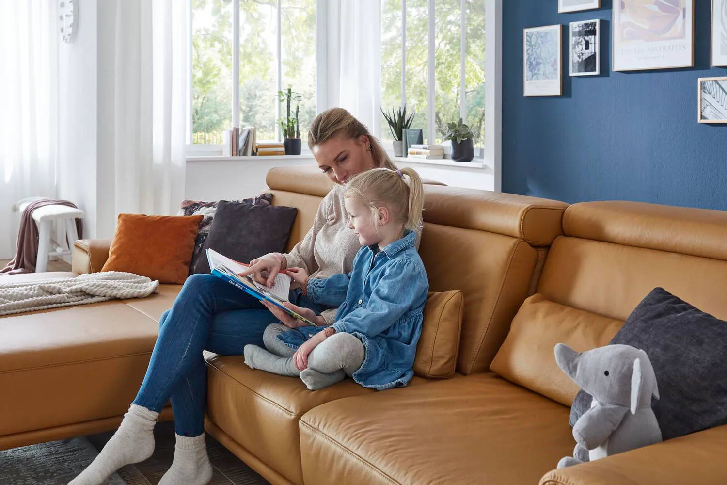 Modulmaster Ecksofa inkl. Kopfteilfunktion in Leder