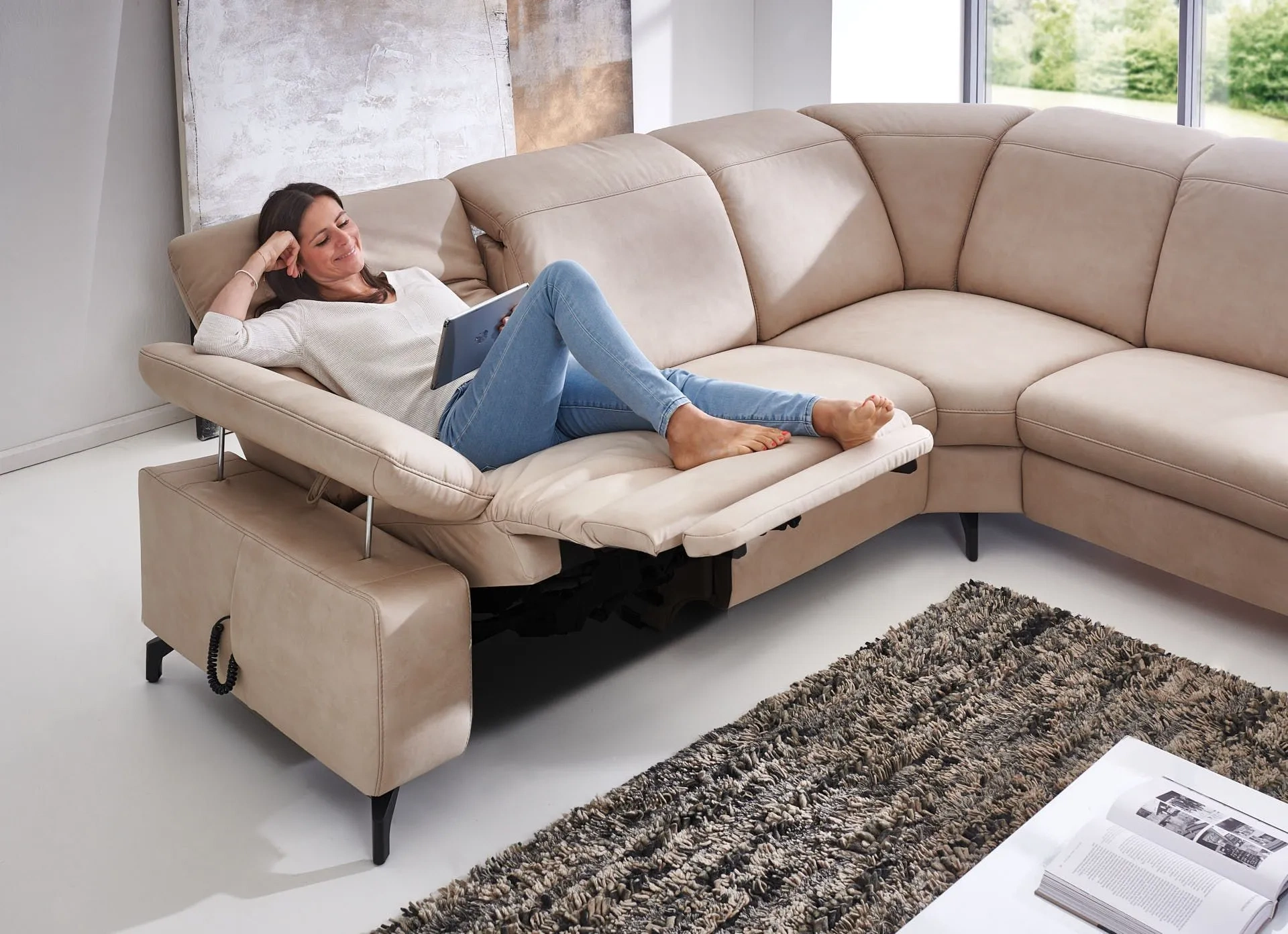 Ecksofa mit Funktionen, Armlehnenfunktion und Kopfteilfunktion Beige links mit Armteilfunktion Ecksofa mit Funktionen, Armlehnenfunktion und Kopfteilfunktion Beige links mit Armteilfunktion