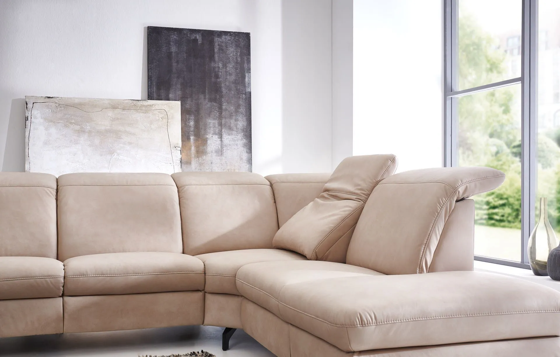 Ecksofa mit Armlehnen- und Kopfteilfunktion beige rechts mit Armteilfunktion 