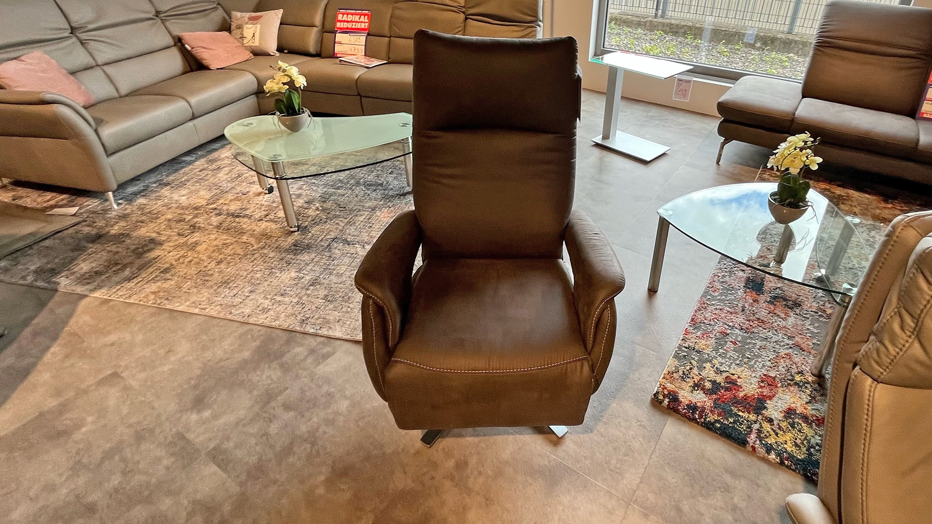 Sessel inkl. motorischer Relaxfunktion mit Herz-Waage und Akku in Stoff-0764018500-36WW-A