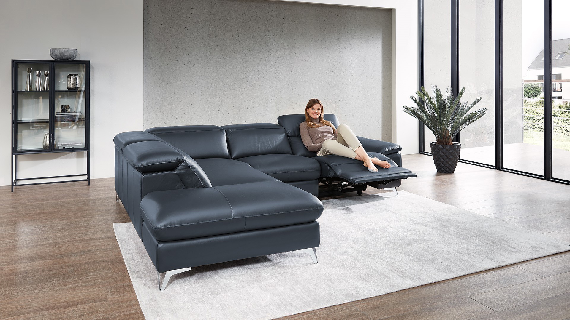 Ecksofa Seahawk mit motorischer Relaxfunktion in Leder Ecksofa Seahawk mit motorischer Relaxfunktion in Leder