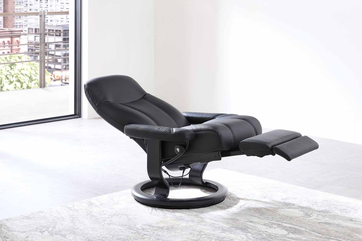 Stressless Exklusivmodell Consul M Ledersessel inkl. motorischer Power Leg Funktion