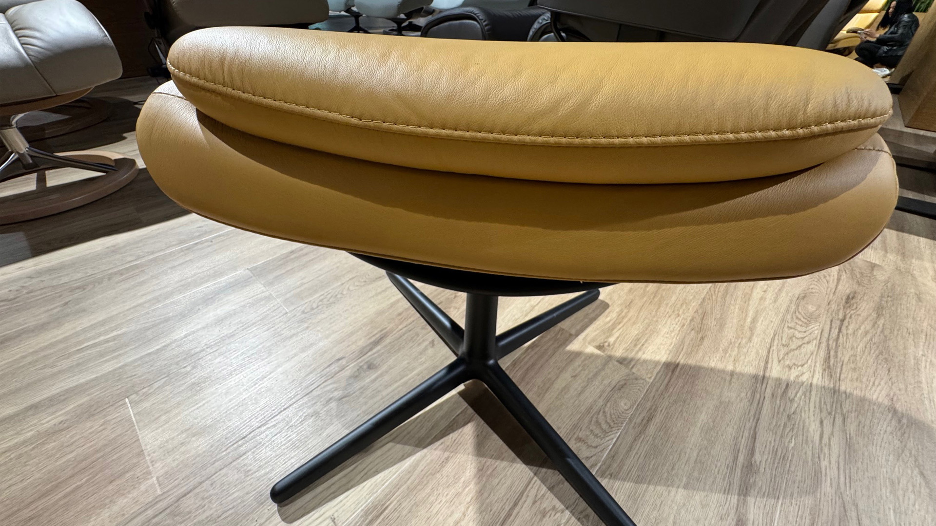 Stressless Sessel Rome inkl. Hocker in Leder 
