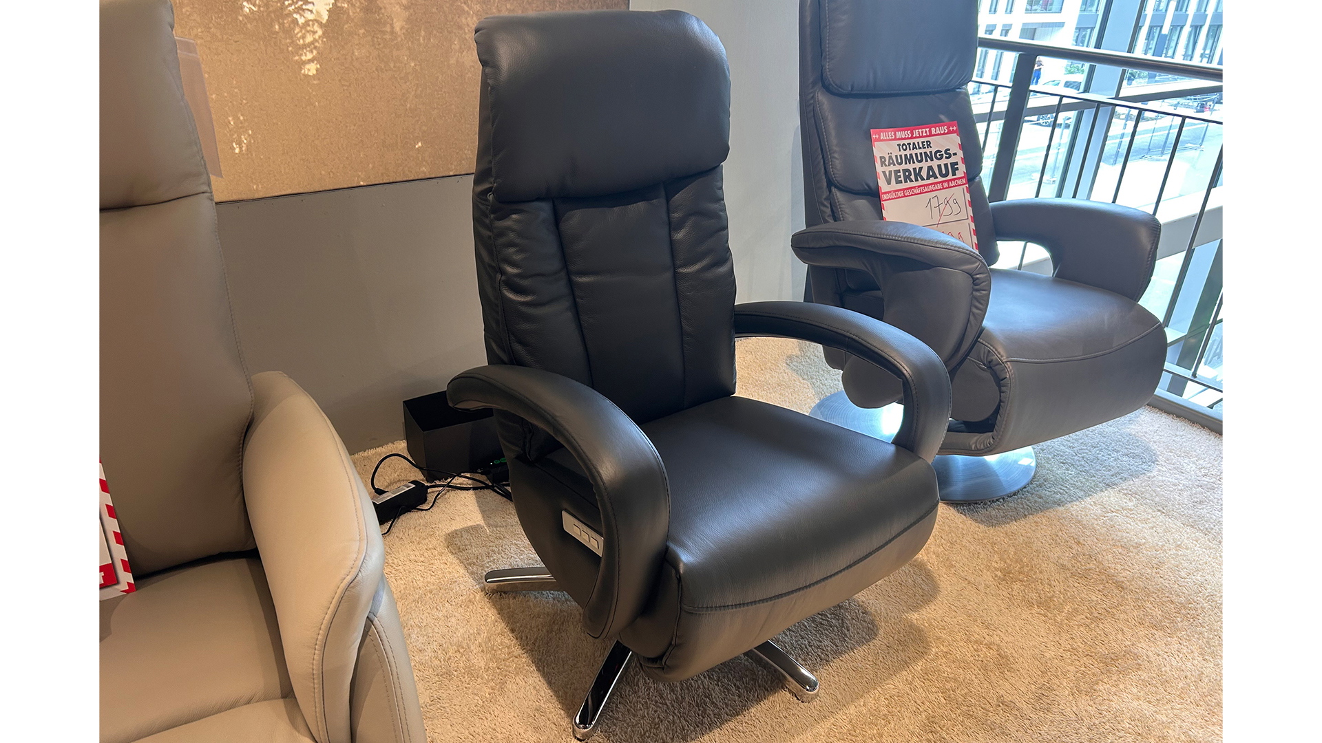 Relaxsessel mit 3-motorischer Relaxfunktion in Dickleder-Lederlook-0979810005-36WW-A