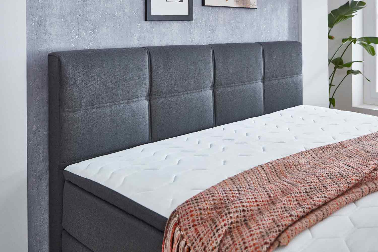 Boxspringbett Barrie 180x200cm in Stoff