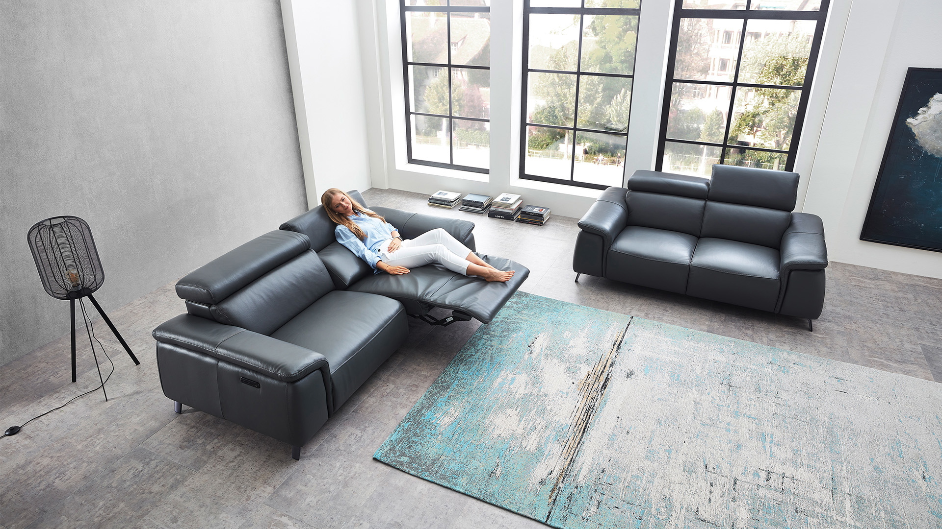Echt Leder Couchgarnitur Firenze mit motorischer Relaxfunktion Echt Leder Couchgarnitur Firenze mit motorischer Relaxfunktion