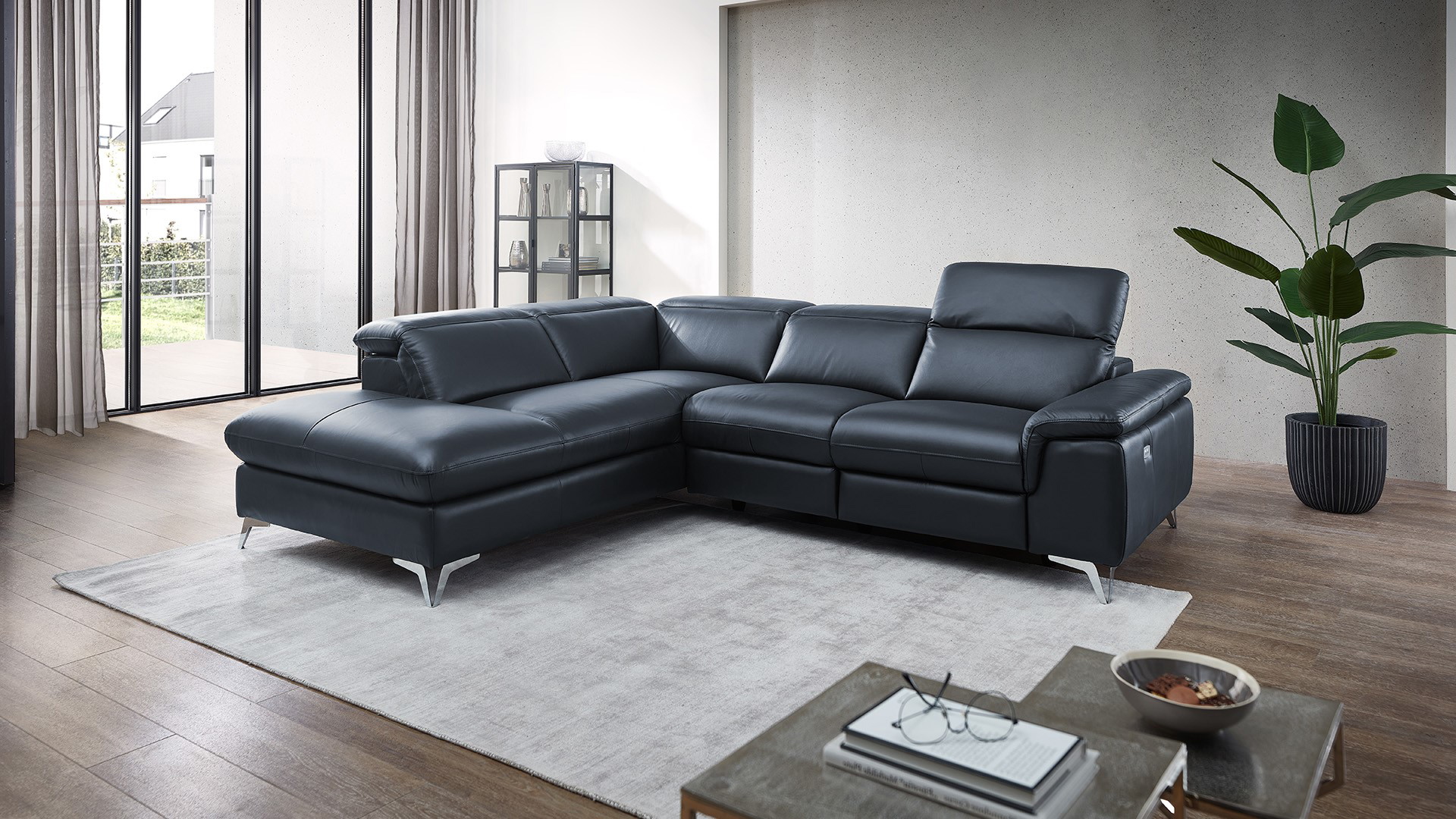 Ecksofa Seahawk mit motorischer Relaxfunktion in Leder Ecksofa Seahawk mit motorischer Relaxfunktion in Leder