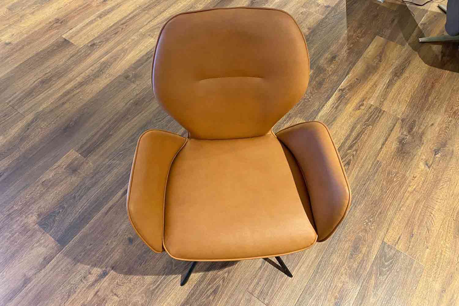 Design- Stuhl inkl. Drehfunktion in Mikrofaser 