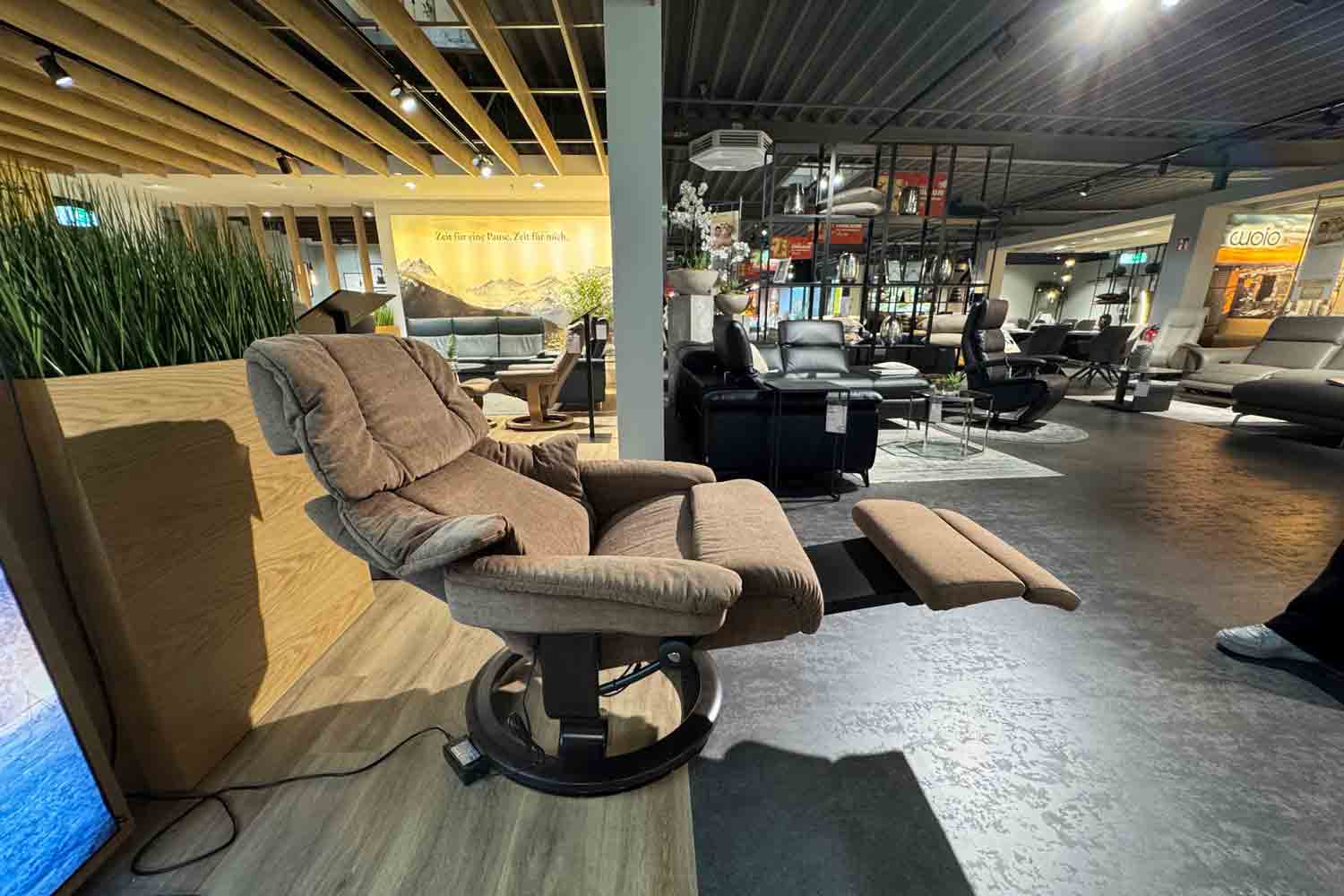 Stressless Sessel Reno L mit motorischer Relaxfunktion und Akku in Stoff