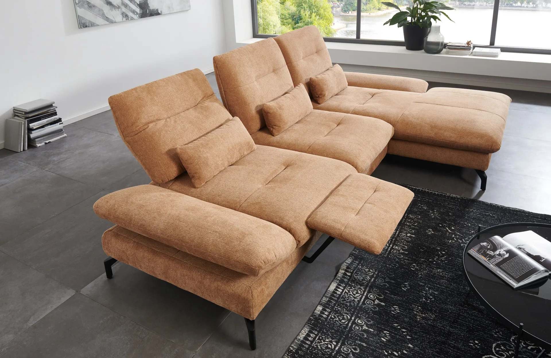 Stoff Ecksofa in L-Form mit manueller Sitztiefenverstellung