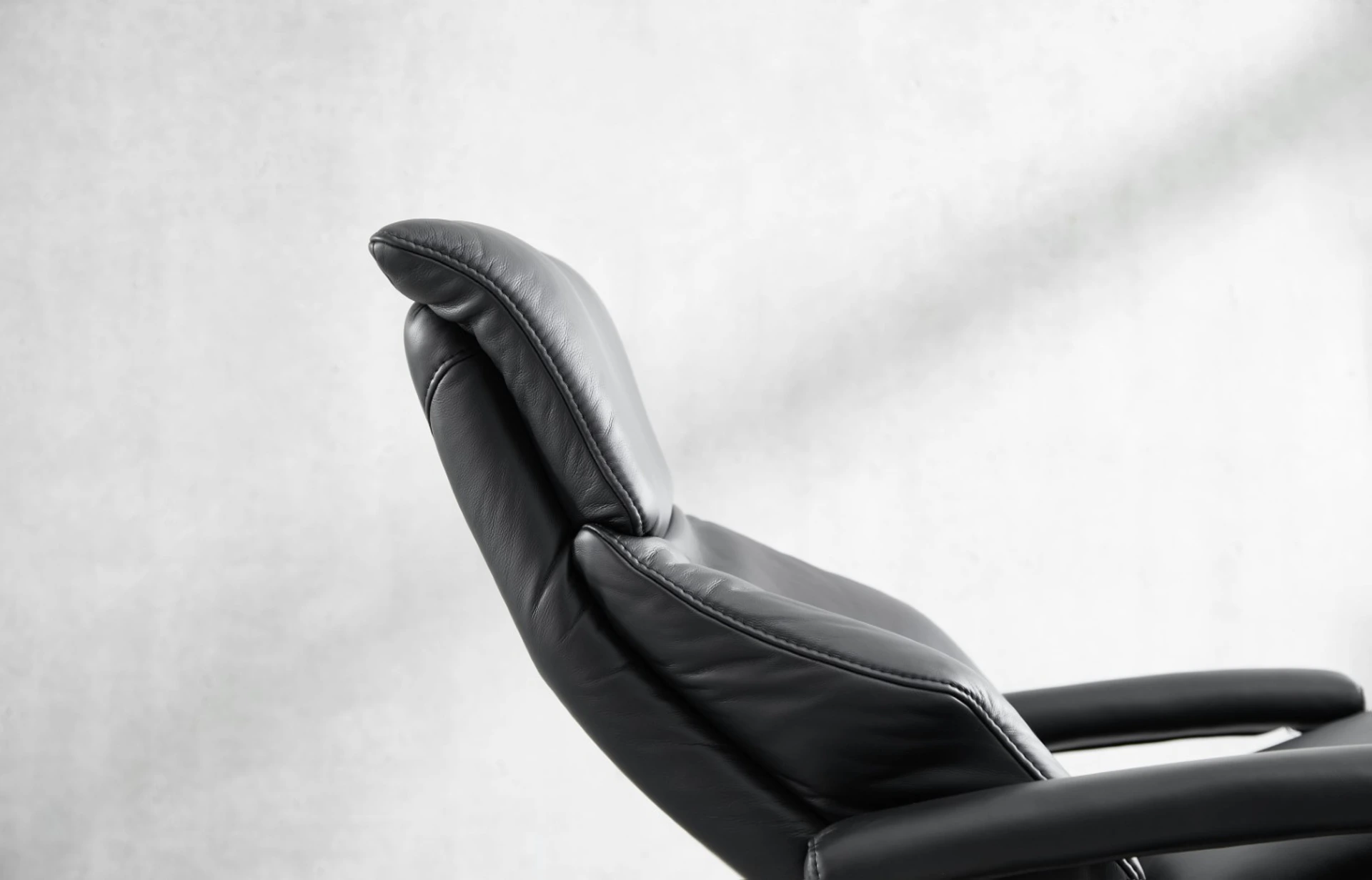 Echt Leder Relaxsessel #341 Blau mit 3 Motoren mit Herz-Waage Position 