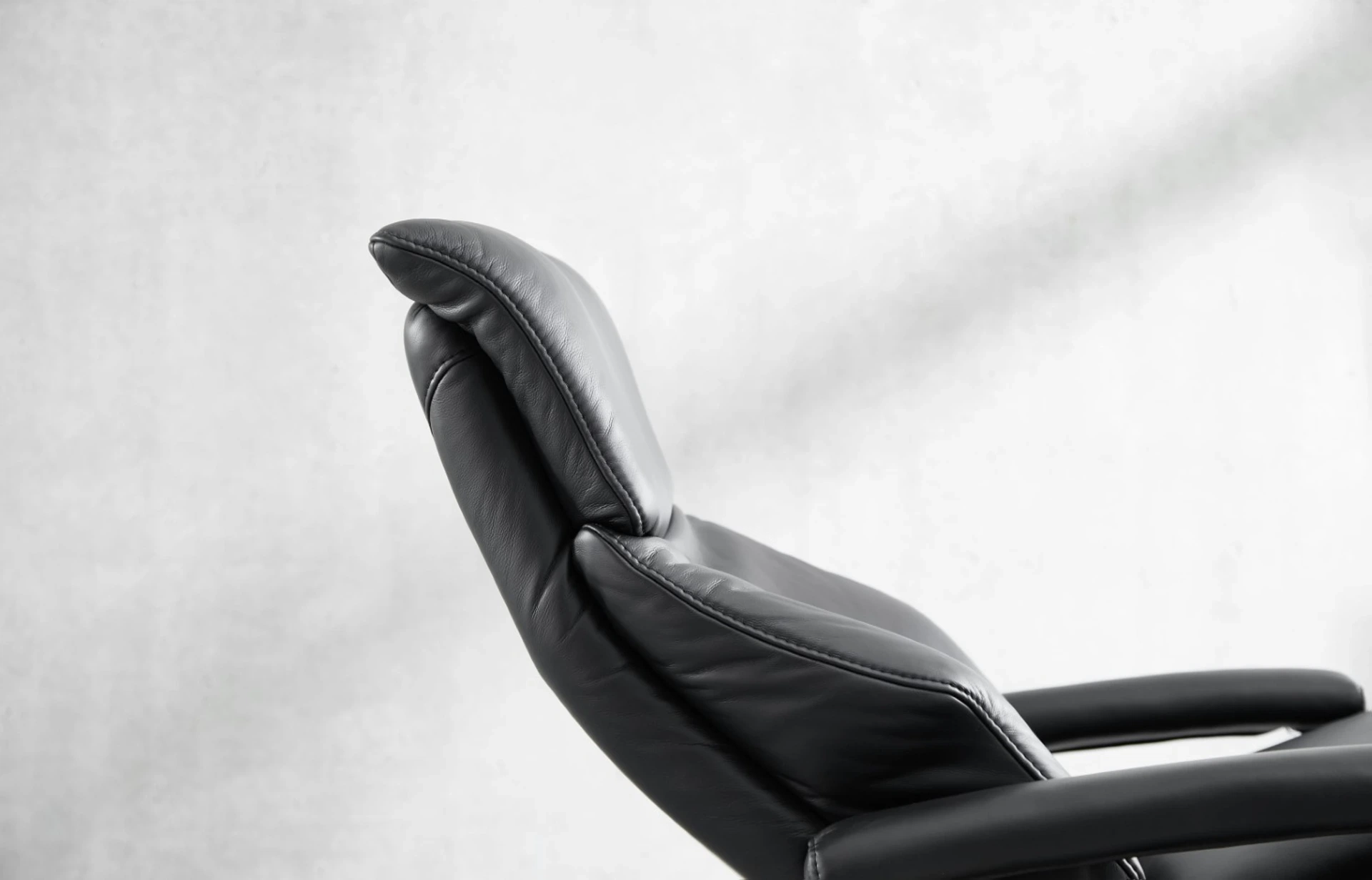 Echt Leder Relaxsessel #341 Blau mit 3 Motoren mit Herz-Waage Position 