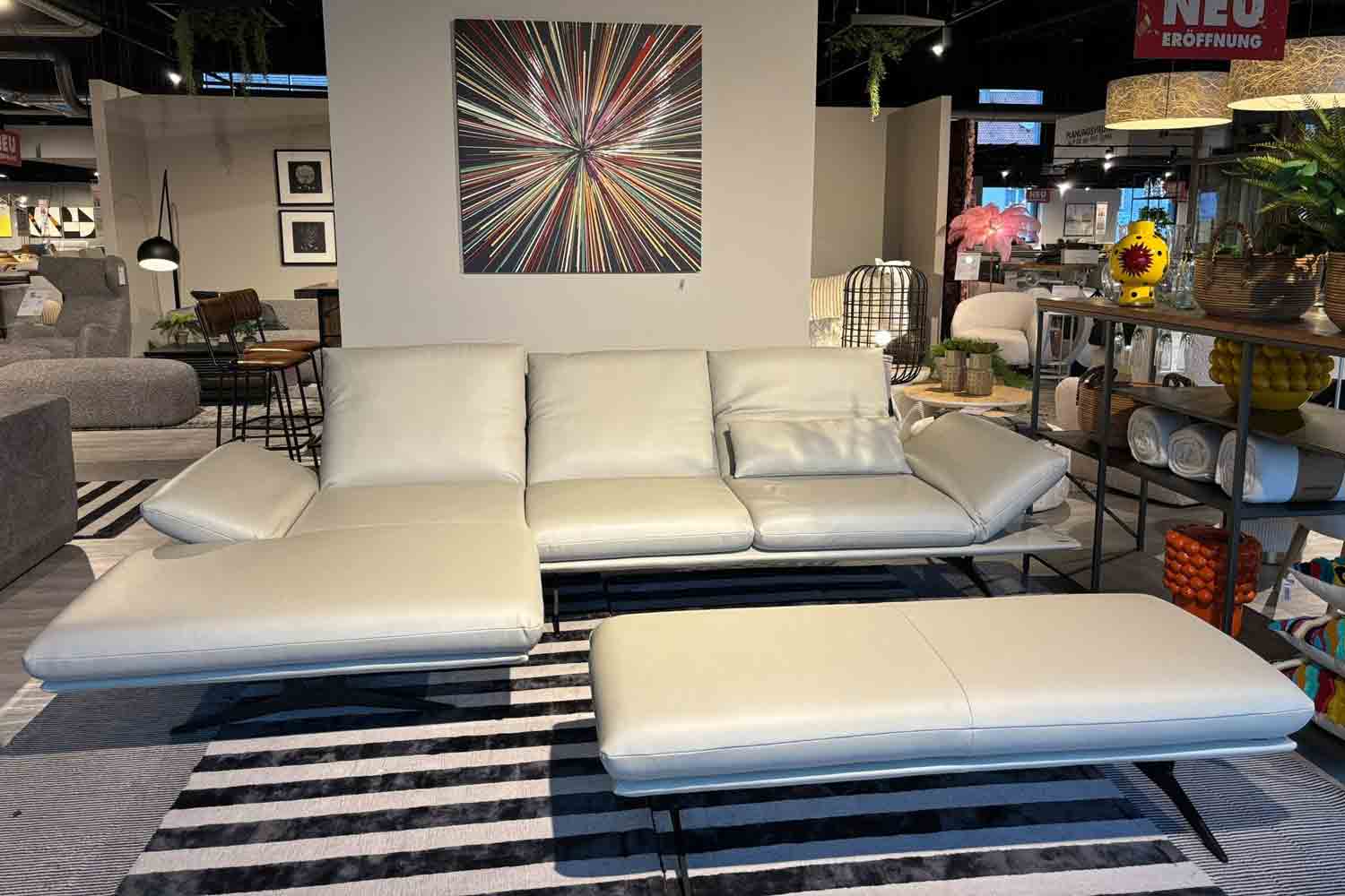 Koinor Ecksofa inkl. Funktionen und Hocker in Leder 