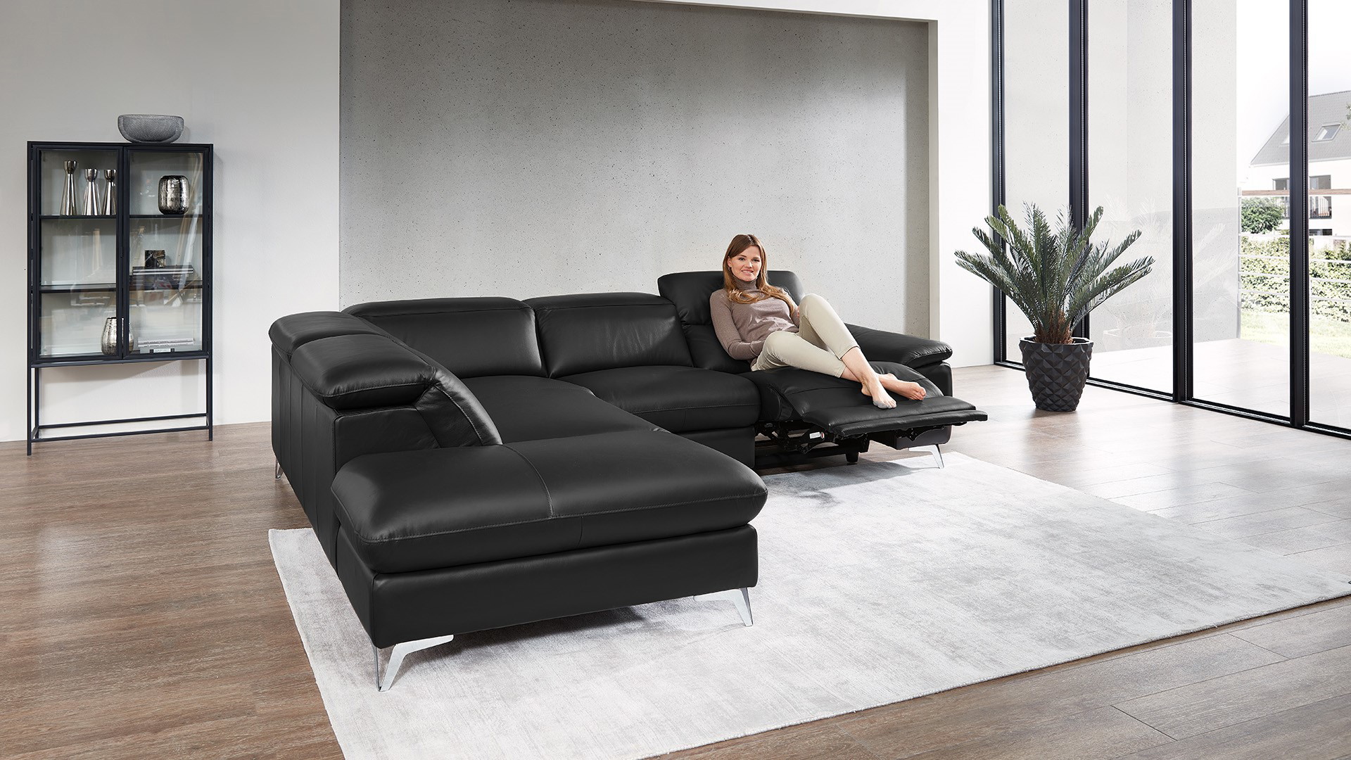 Ecksofa Seahawk mit motorischer Relaxfunktion in Leder Ecksofa Seahawk mit motorischer Relaxfunktion in Leder