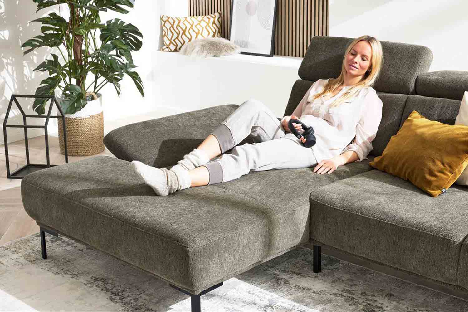 Interliving Ecksofa IL 4254 mit Sitztiefenverstellung Stoff 
