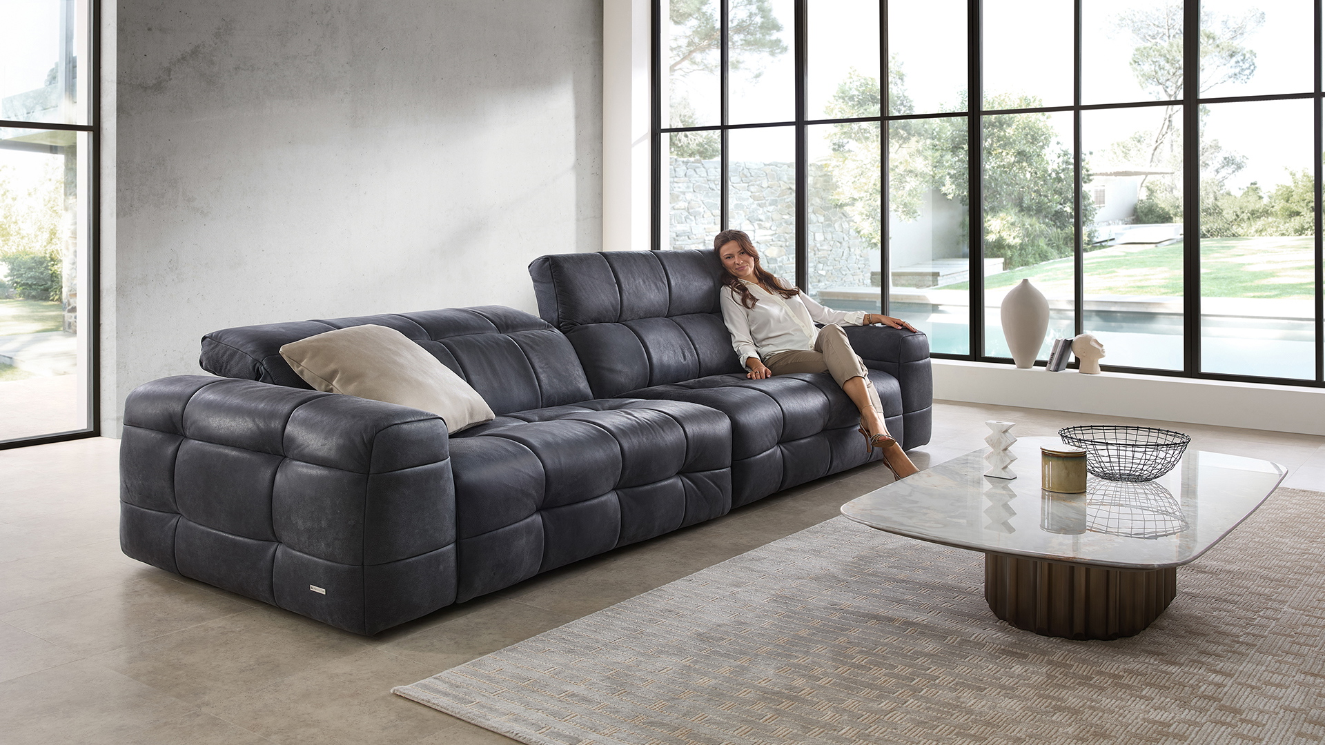 CAMPO DE´FIORI Designer Sofa Maxime mit Kopfteilverstellung in Leder