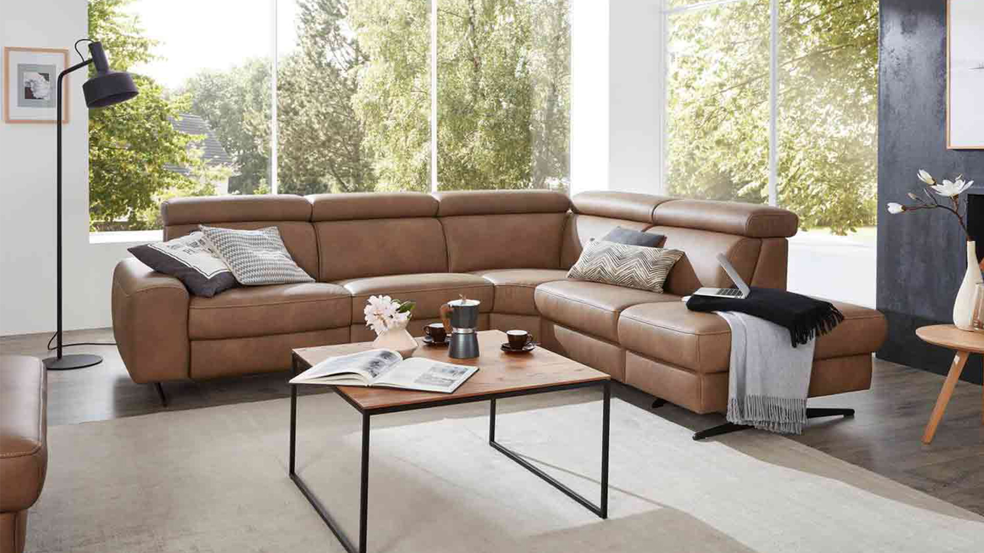 Himolla Ecksofa inkl. motorischer Relaxfunktion und Akku in Leder -0147108105-01WW-A