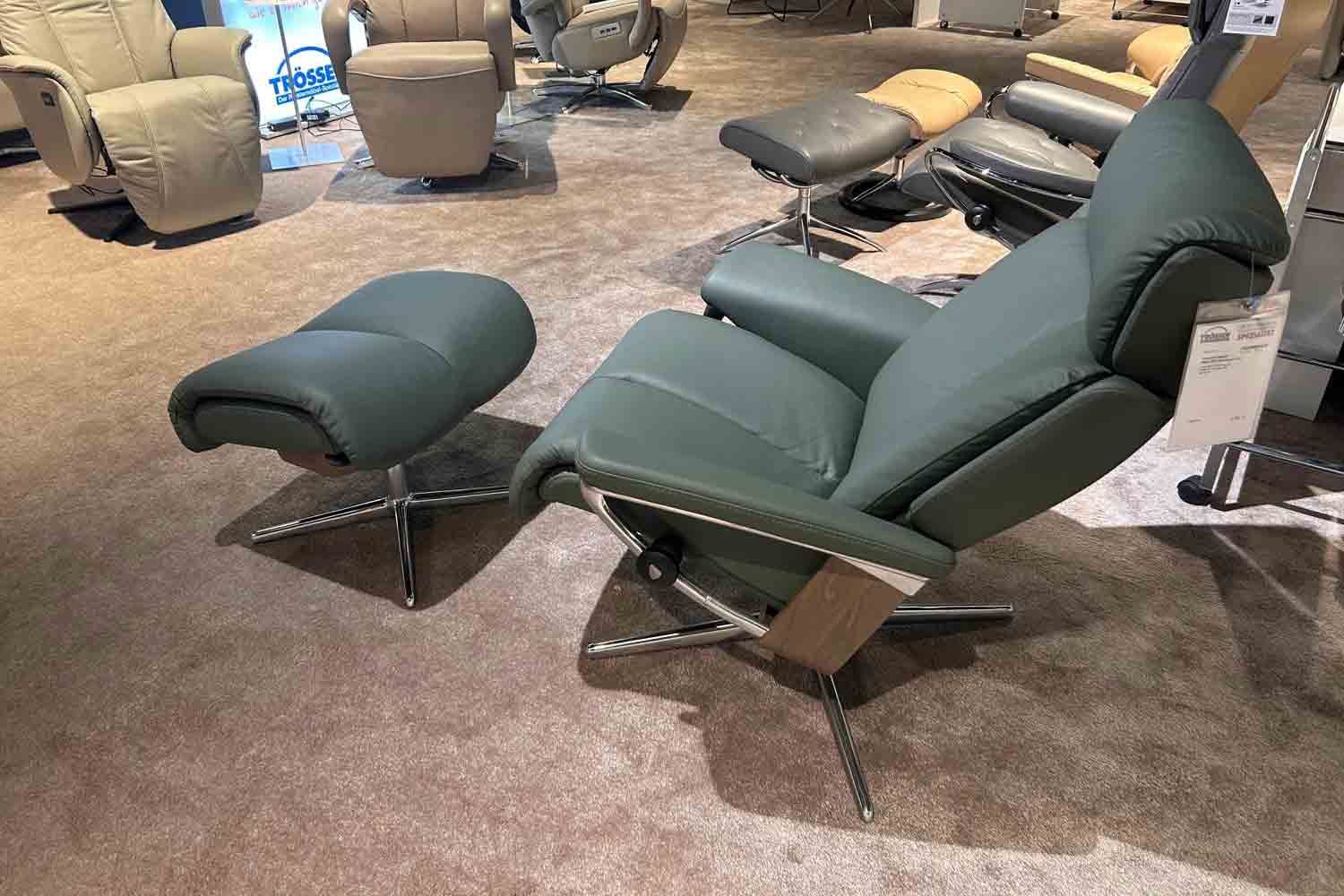 Stressless Sessel Magic M inkl. Hocker in Leder  