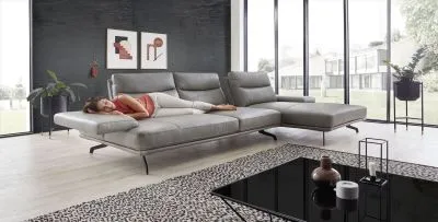 Leder Ecksofa Novara mit Kopfteilfunktion & Sitztiefenverstellung