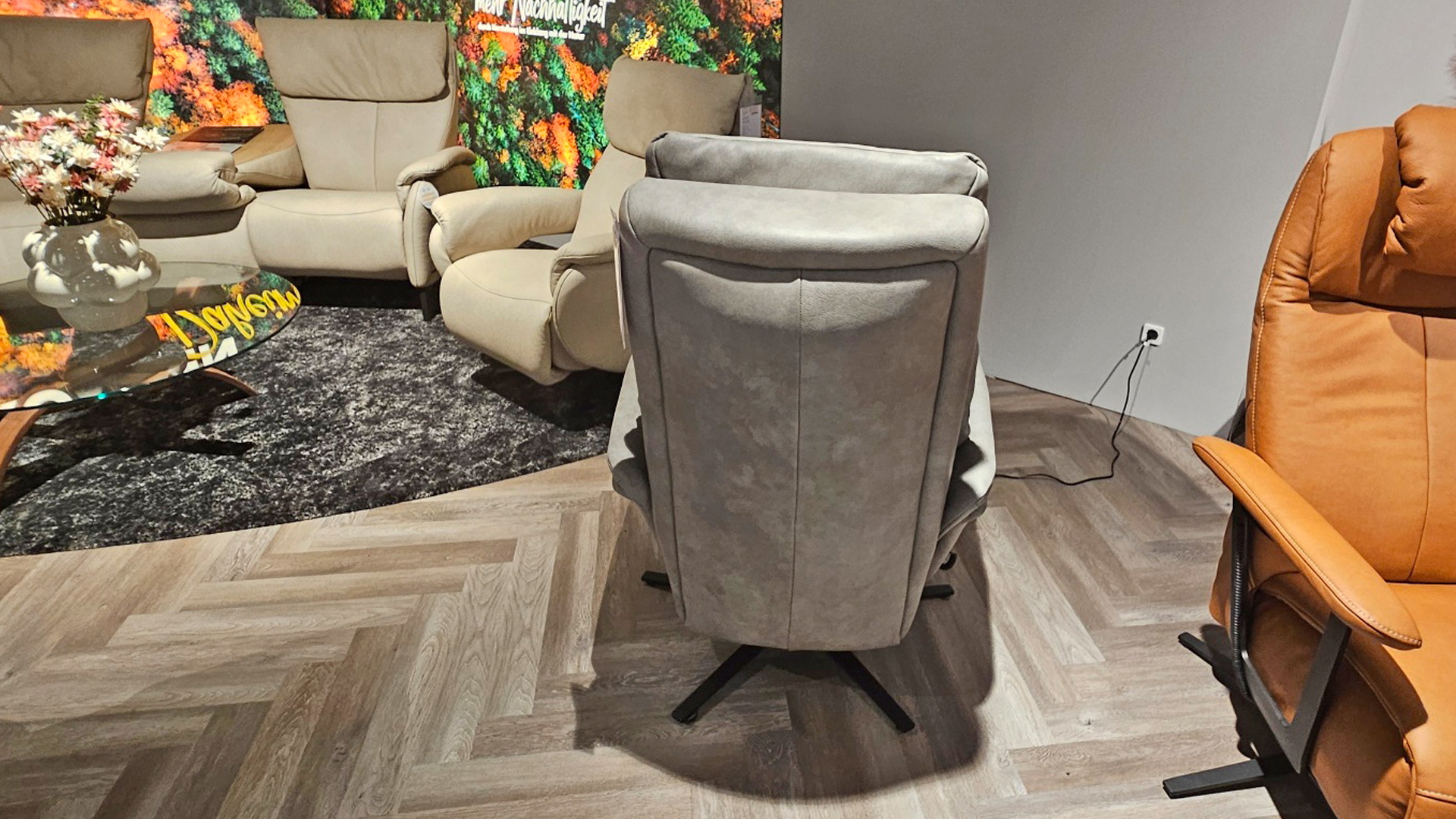 Himolla Massagesessel mit 2-motorischer Relaxfunktion in Leder  -0147109200-06WW-A