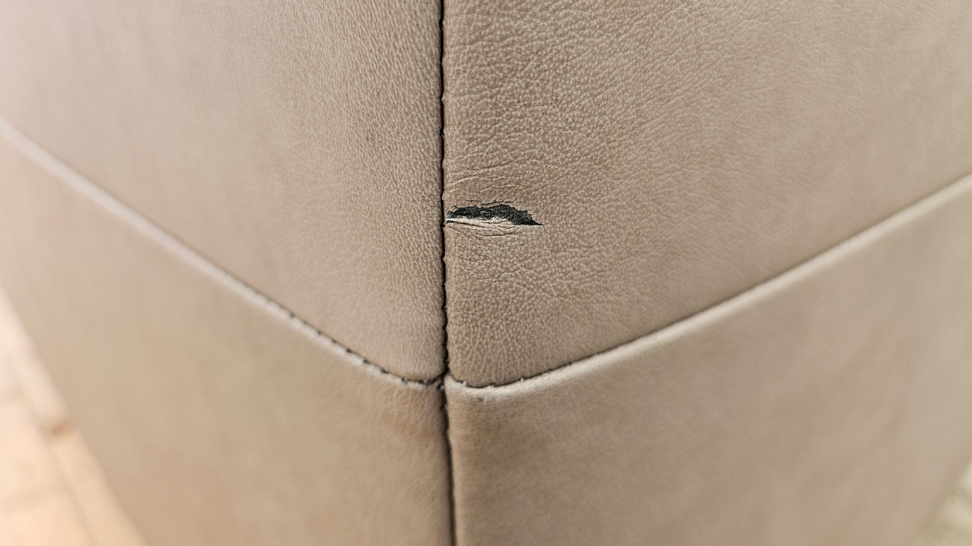 Himolla Ecksofa mit Stauraum in Leder  -0147800105-34WW-A