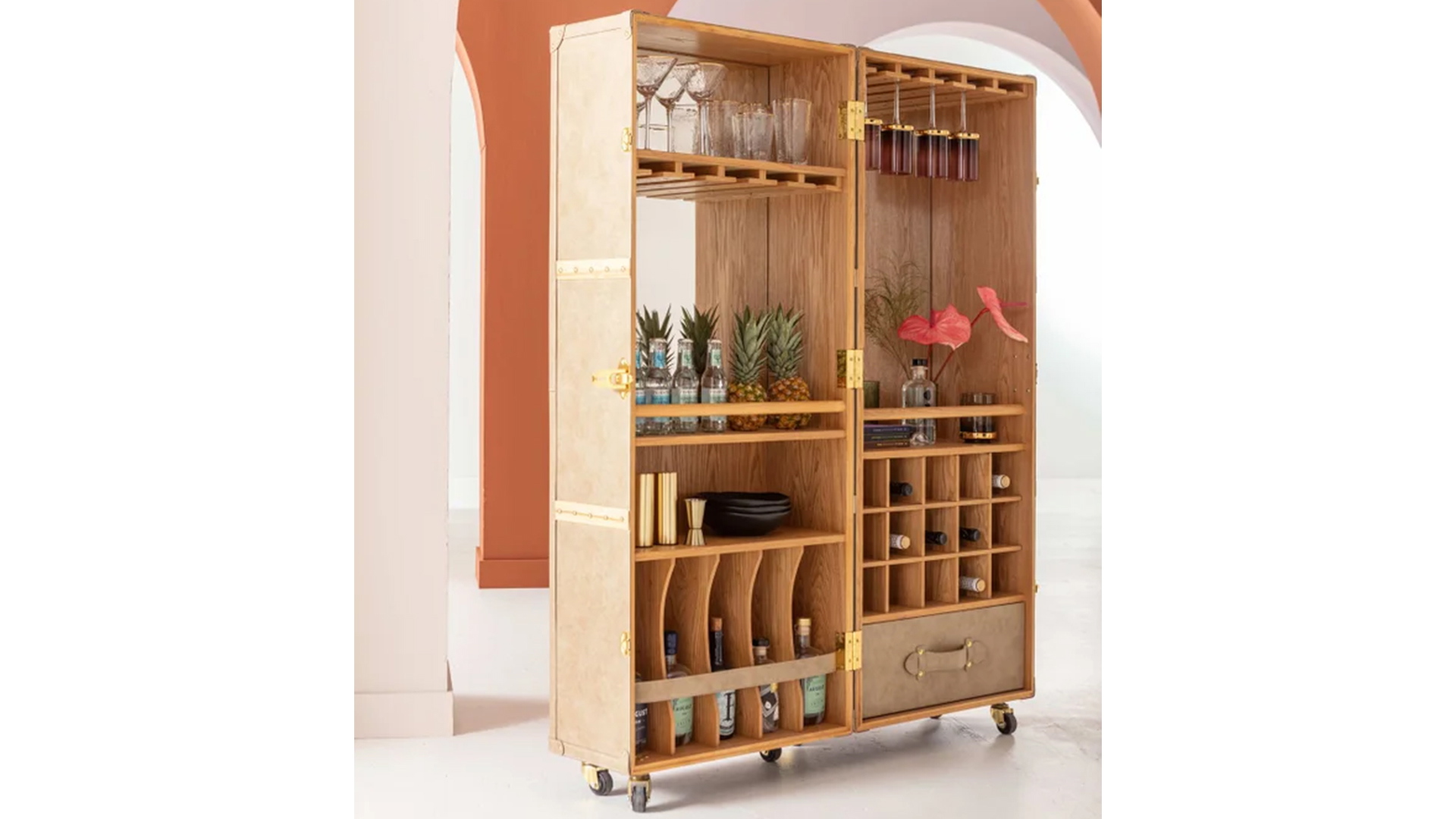 Kare Barschrank West Coast Mobile