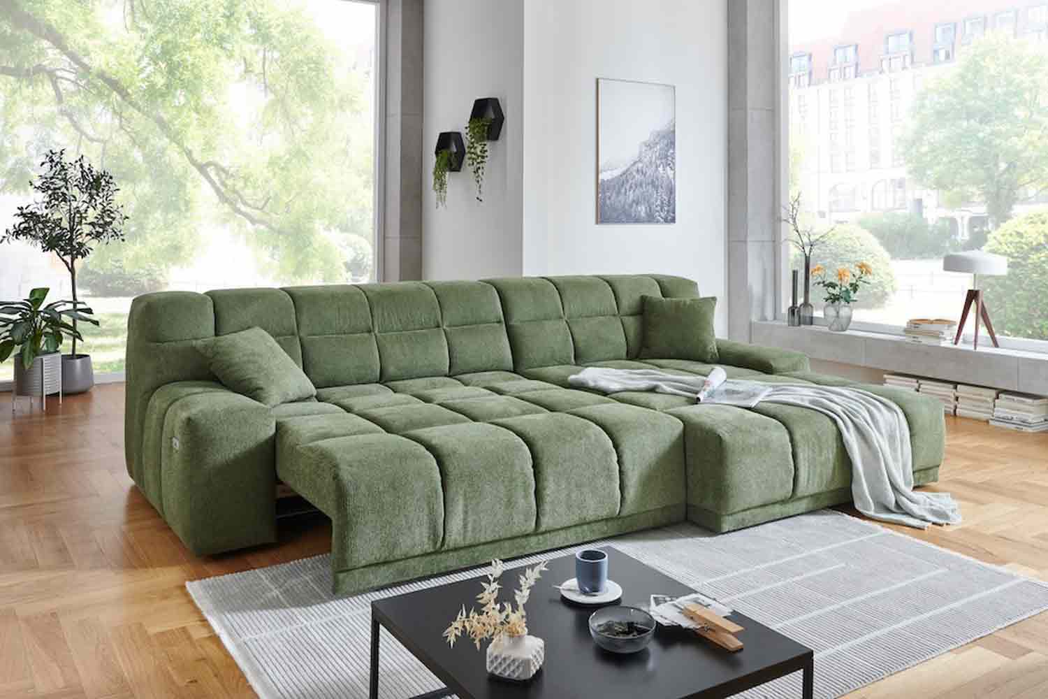 Ecksofa inkl. motorischen XXL- Sitzvorzug in Stoff Ecksofa inkl. motorischen XXL- Sitzvorzug in Stoff