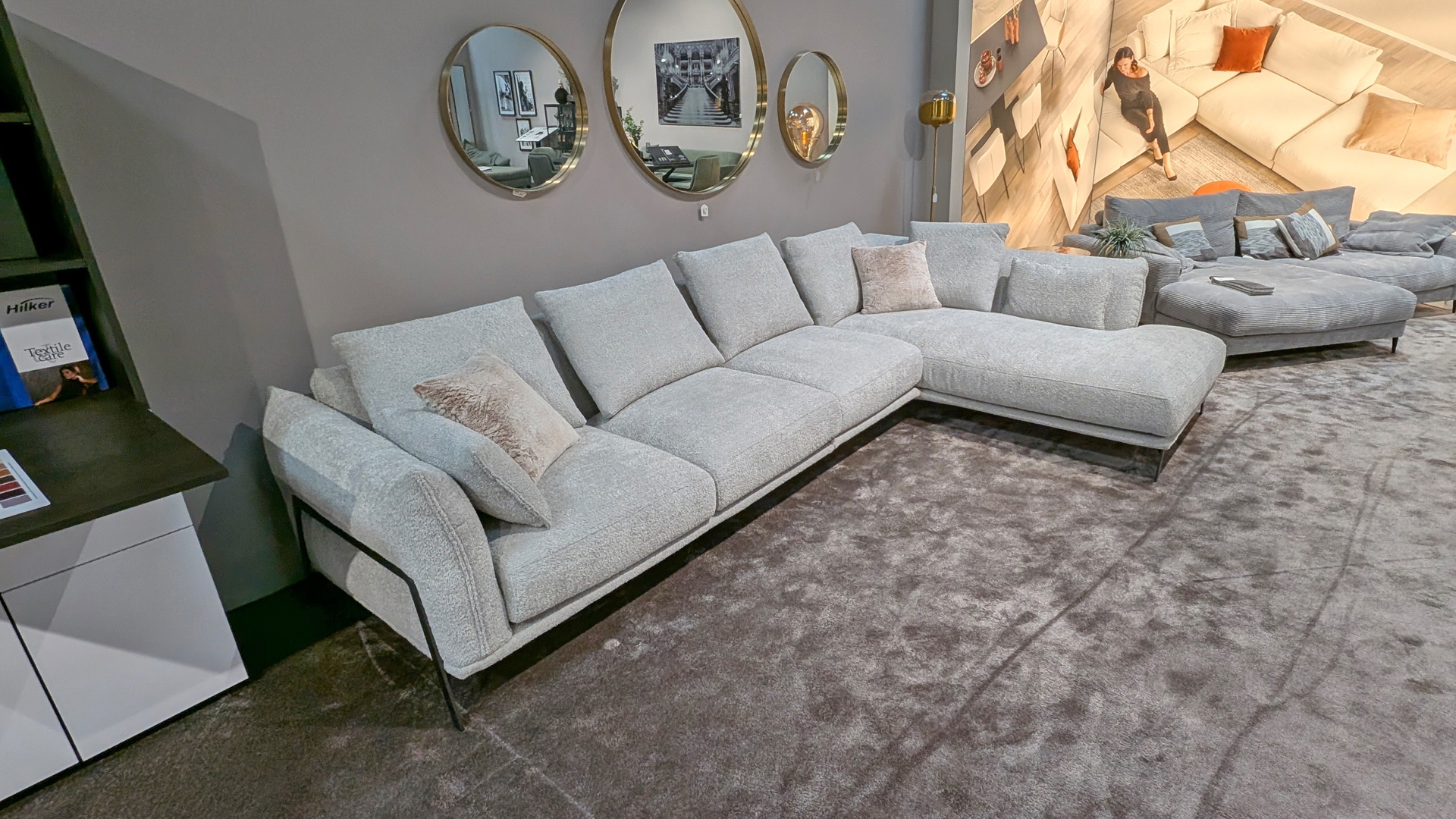 Campo de Fiori Ecksofa Valentina mit Kissen in Bouclé  Kopie-0596001700-38WW-A