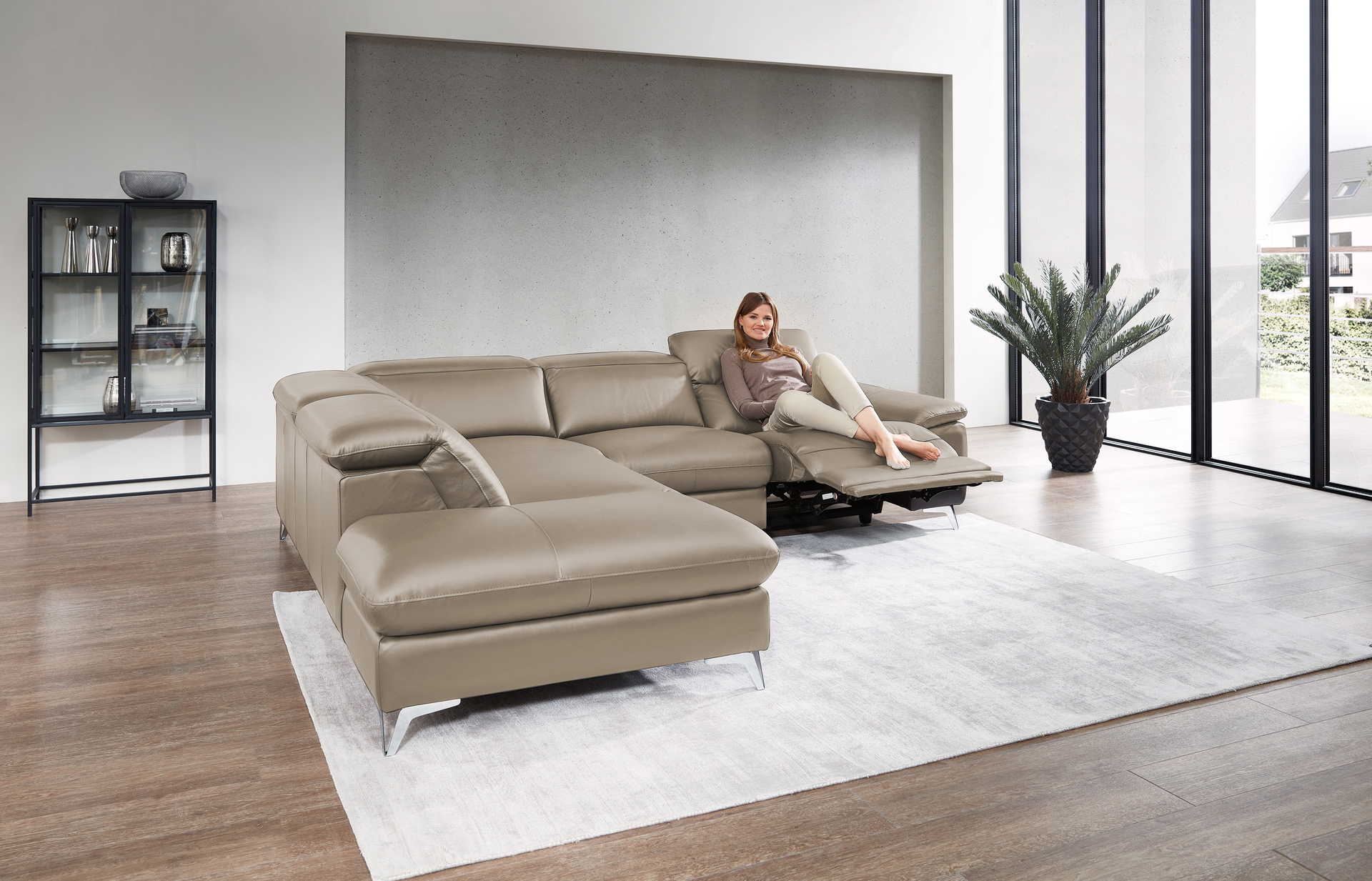 Ecksofa Seahawk mit manueller Kopfteilverstellung in Leder 